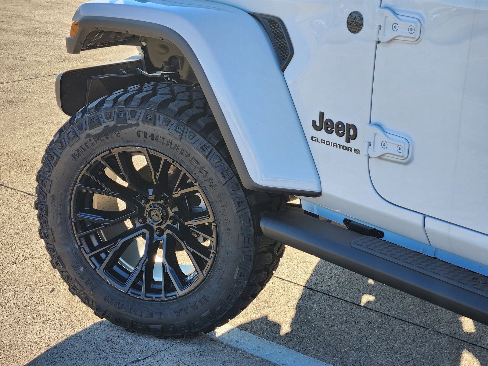 New 2026 Bright White Jeep TEXAS TRAIL 4X4 image 17