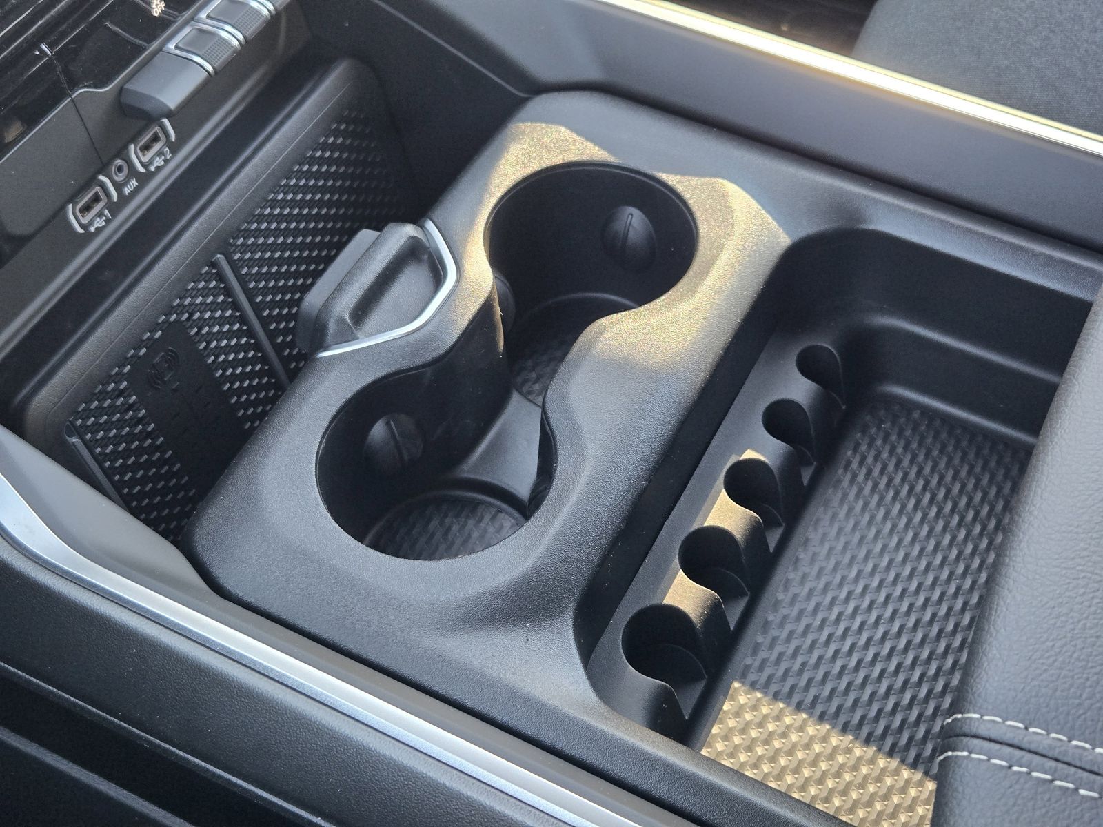 New 2026 Diamond Black Crystal Pearlcoat Ram LONE STAR CREW CAB 4X4 5