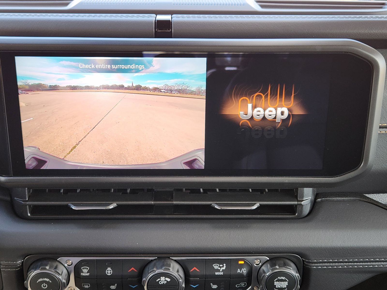 New 2026 Granite Crystal Jeep TEXAS TRAIL 4X4 image 20