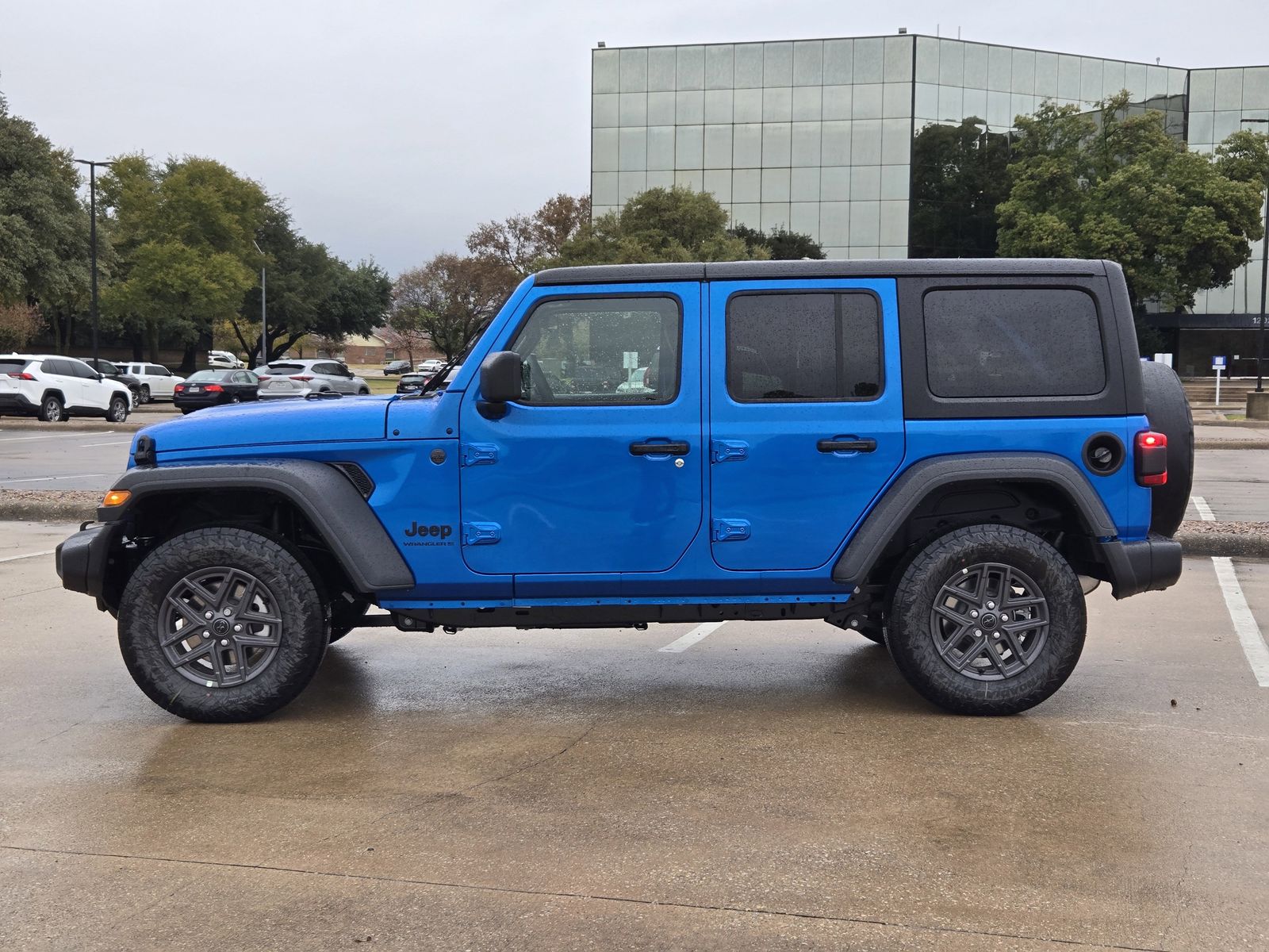 New 2026 Hydro Blue Pearlcoat Jeep 4-DOOR SPORT S image 3