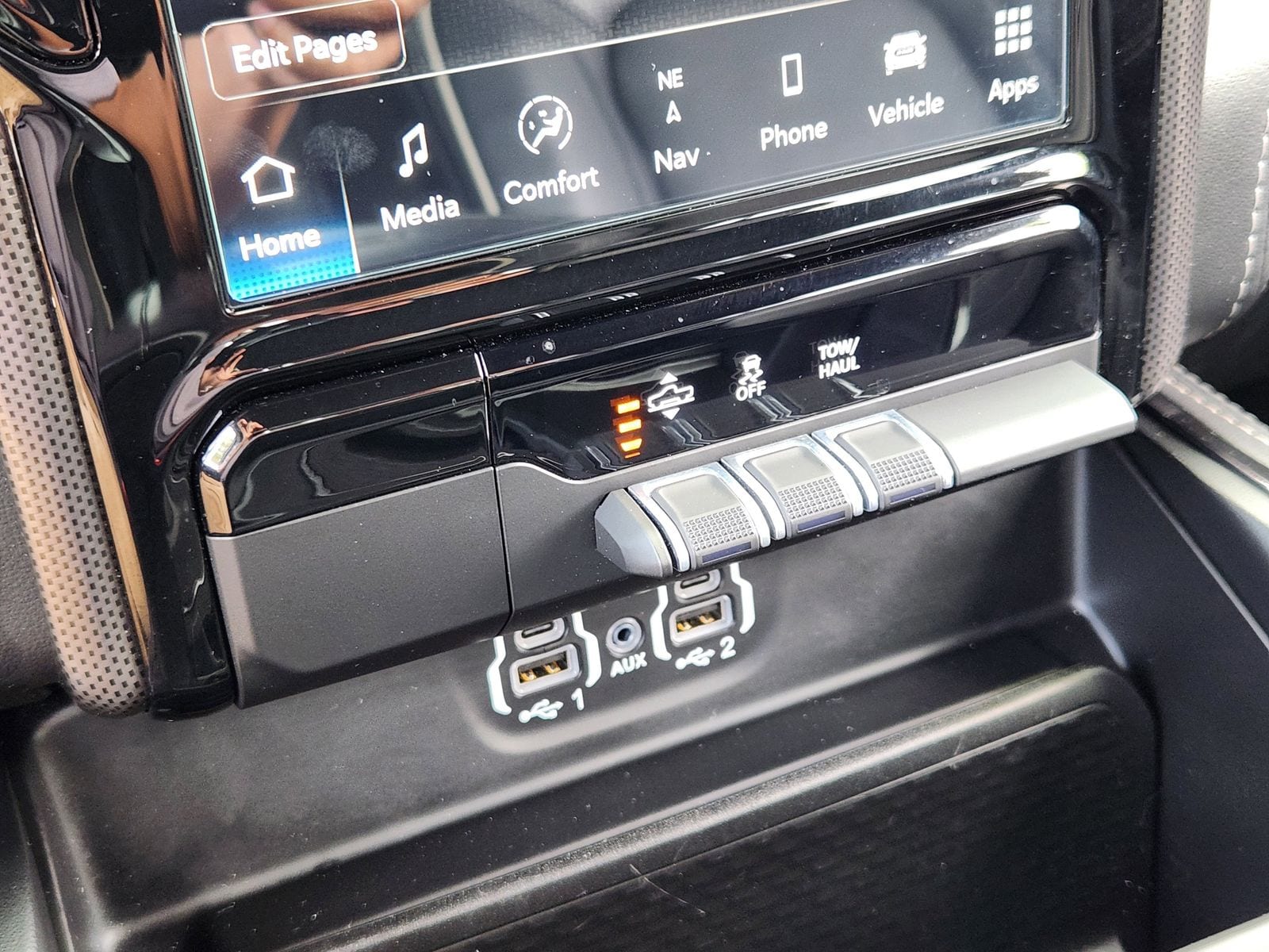 Used 2023 Granite Crystal Ram Limited image 27