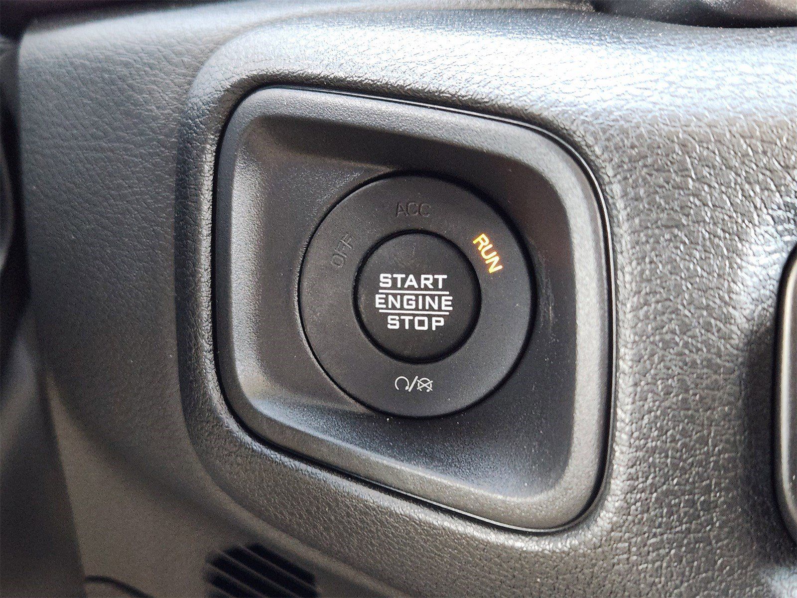 New 2026 Bright White Jeep 4-DOOR SPORT image 23