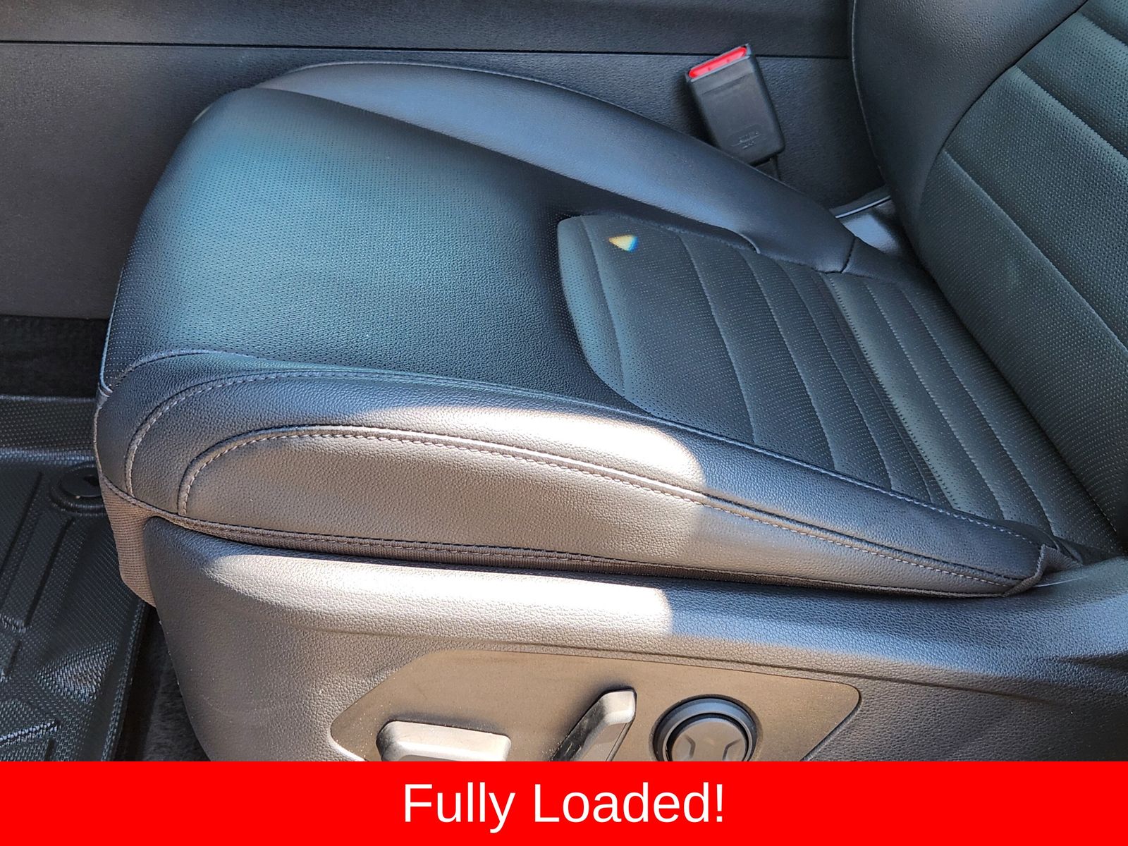 Used 2025 Fusion Black Kia SX-Prestige image 33