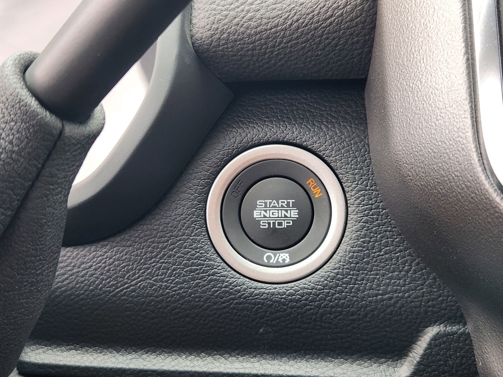 New 2026 Diamond Black Crystal Pearlcoat Ram LARAMIE CREW CAB 4X4 6