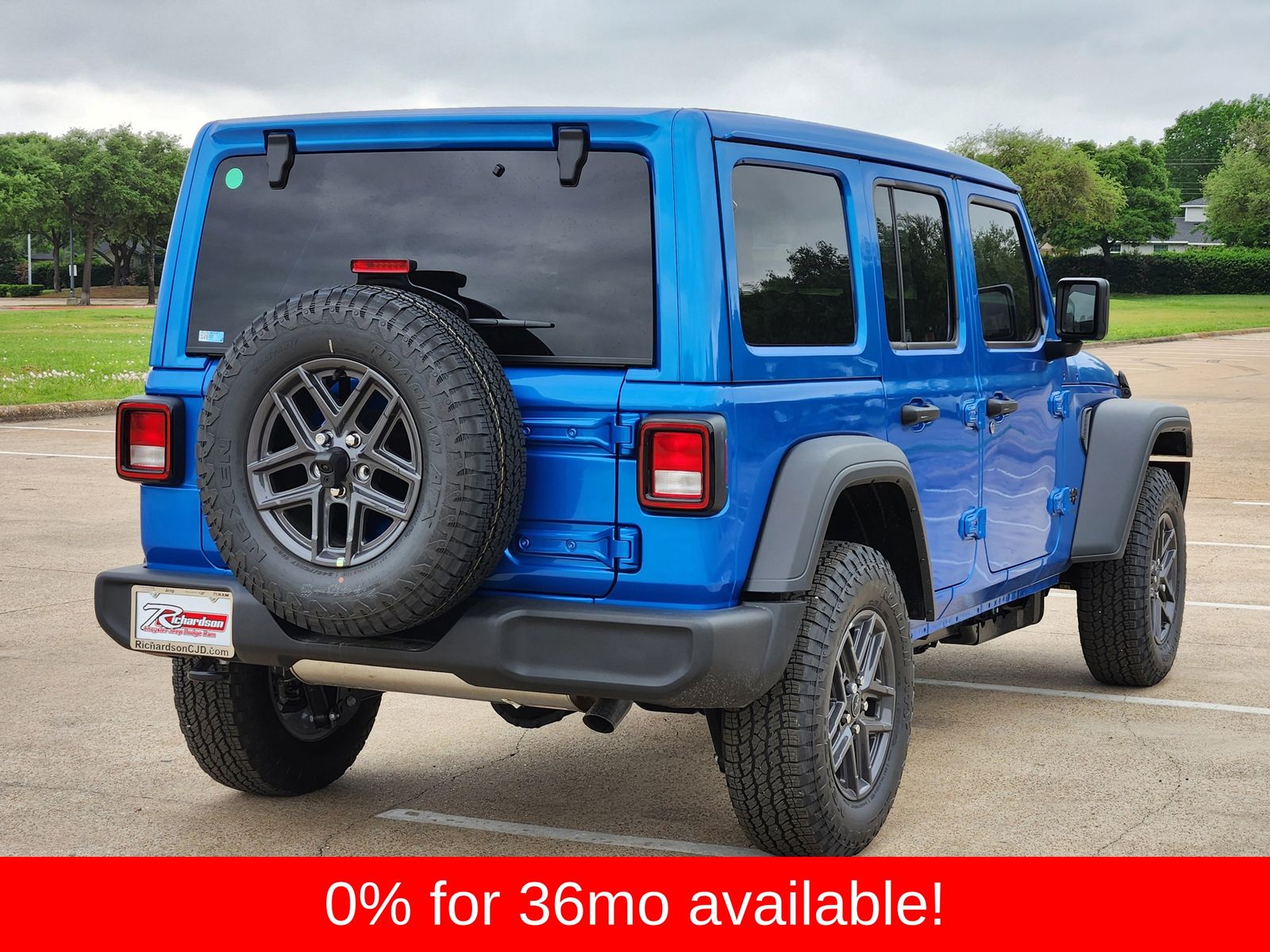 New 2026 Hydro Blue Pearlcoat Jeep 4-DOOR SPORT S image 6