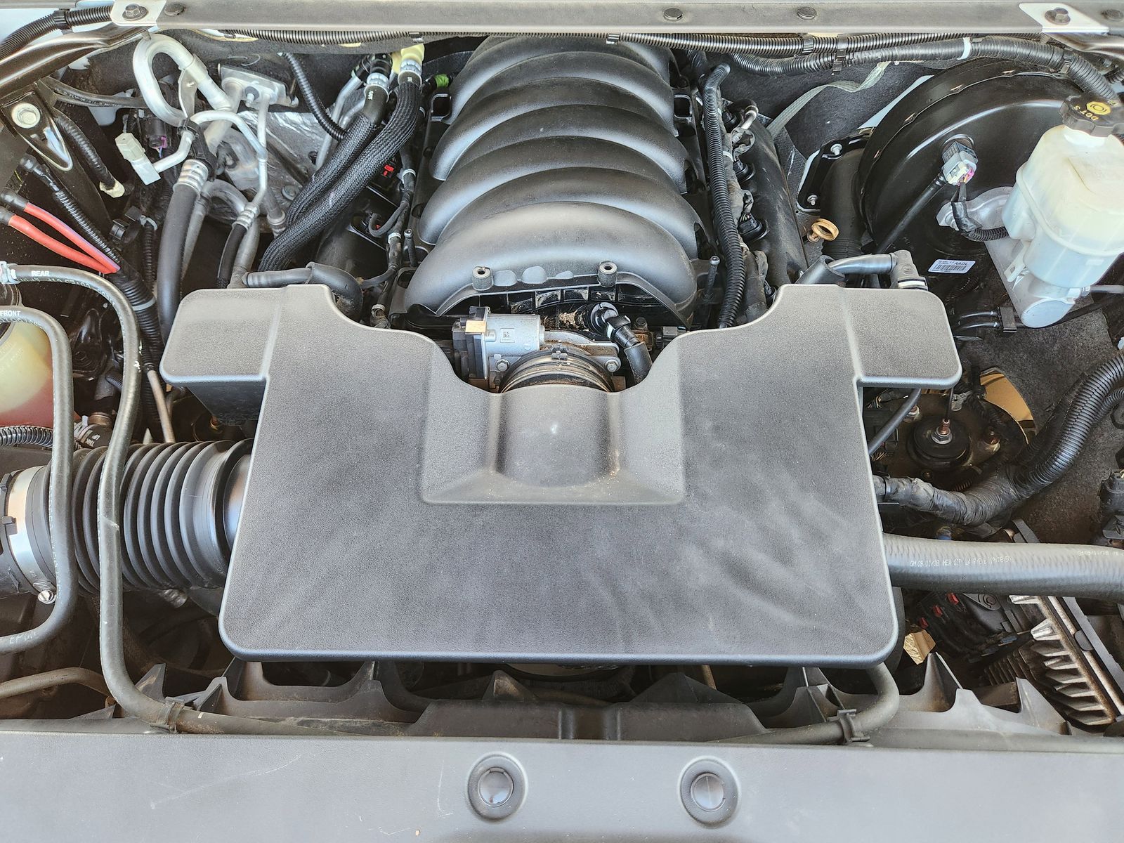 Used 2019 White Frost Tricoat GMC Denali image 44