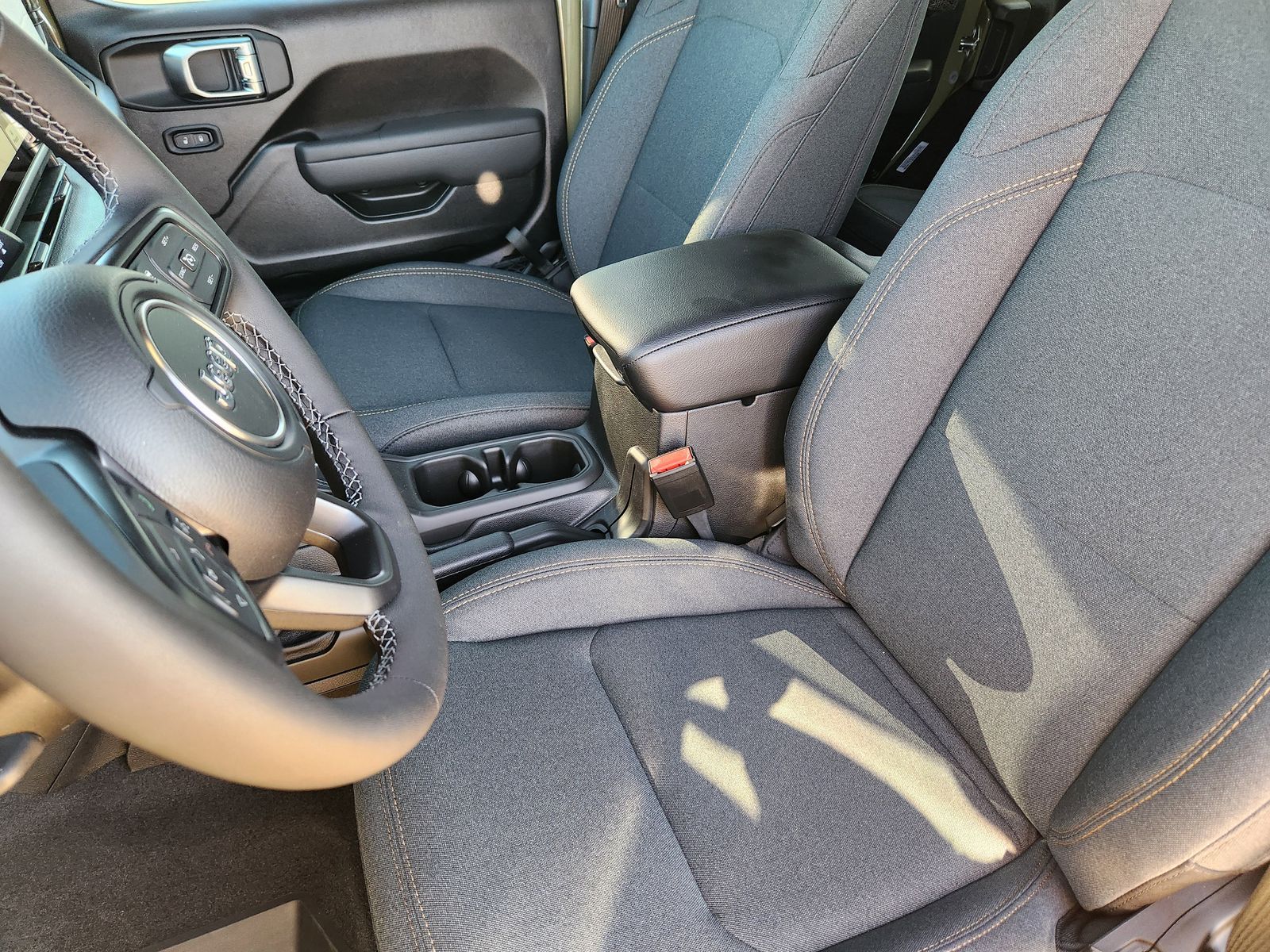 New 2026 41 Jeep 4-DOOR SPORT S image 21