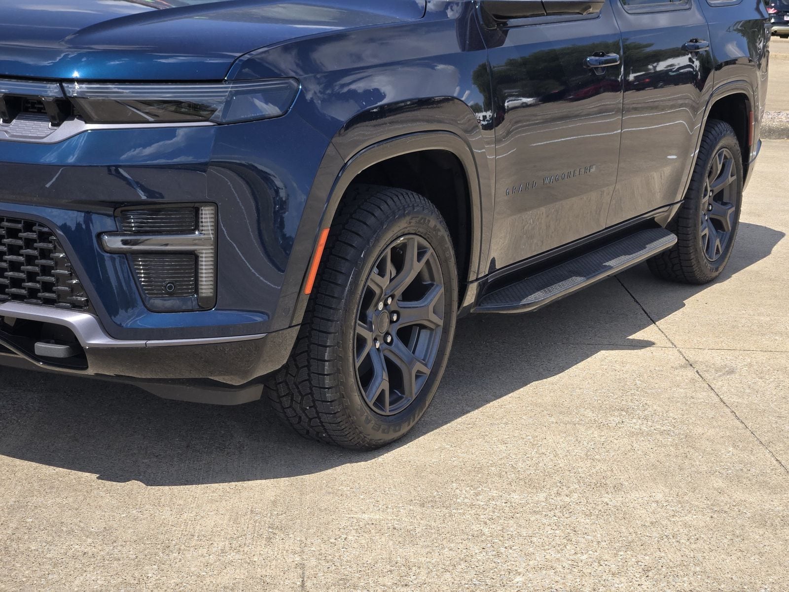 New 2026 Fathom Blue Pearlcoat Jeep UPLAND 4X4 image 12