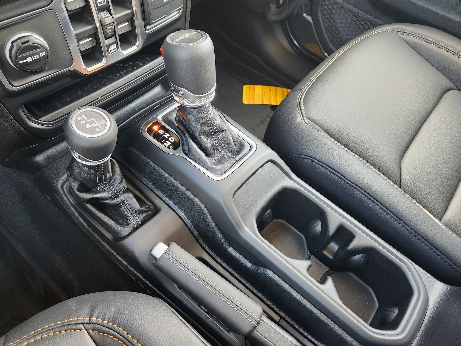 New 2026 Granite Crystal Jeep TEXAS TRAIL 4X4 image 22