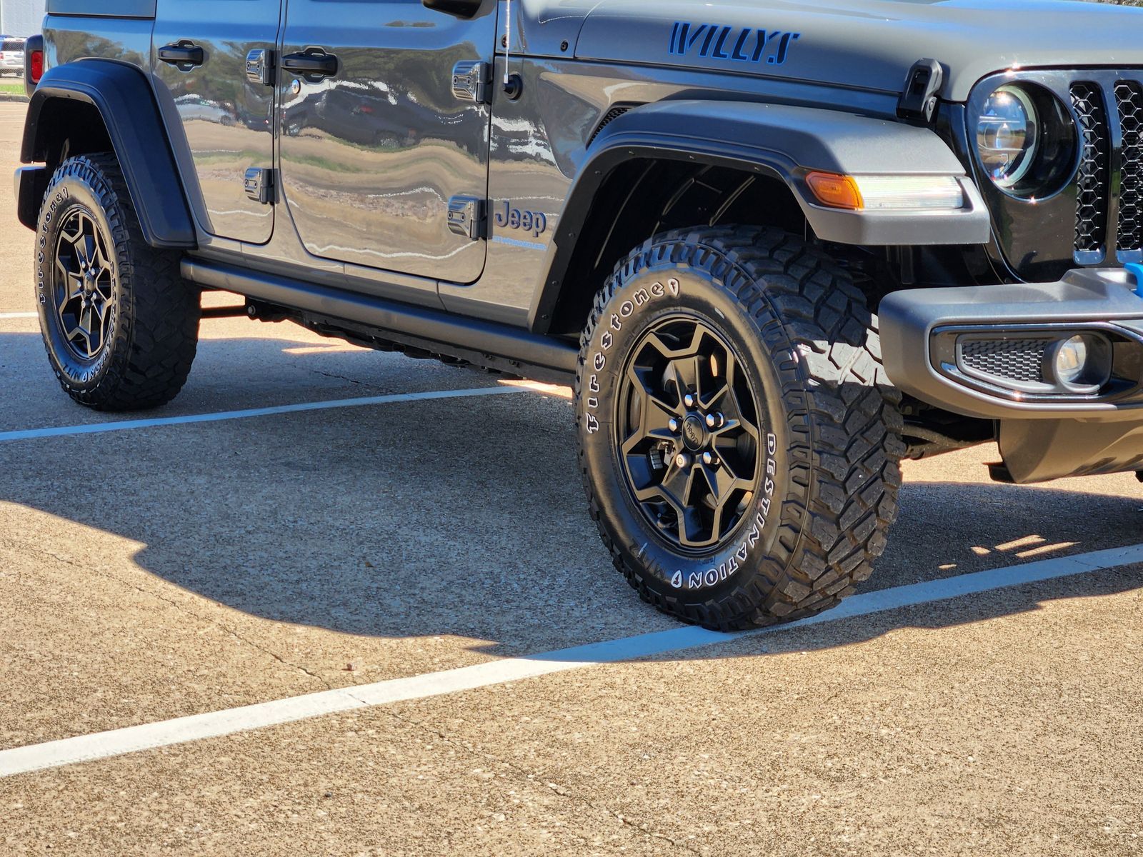 Used 2023 Sting-Gray Clearcoat Jeep  image 11