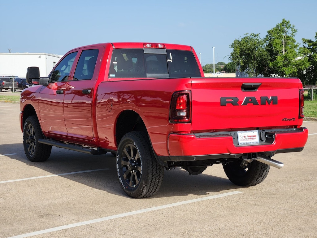 New 2026 Ram 2500 BLACK EXPRESS CREW CAB 4X4 6'4 BOX Pickup
