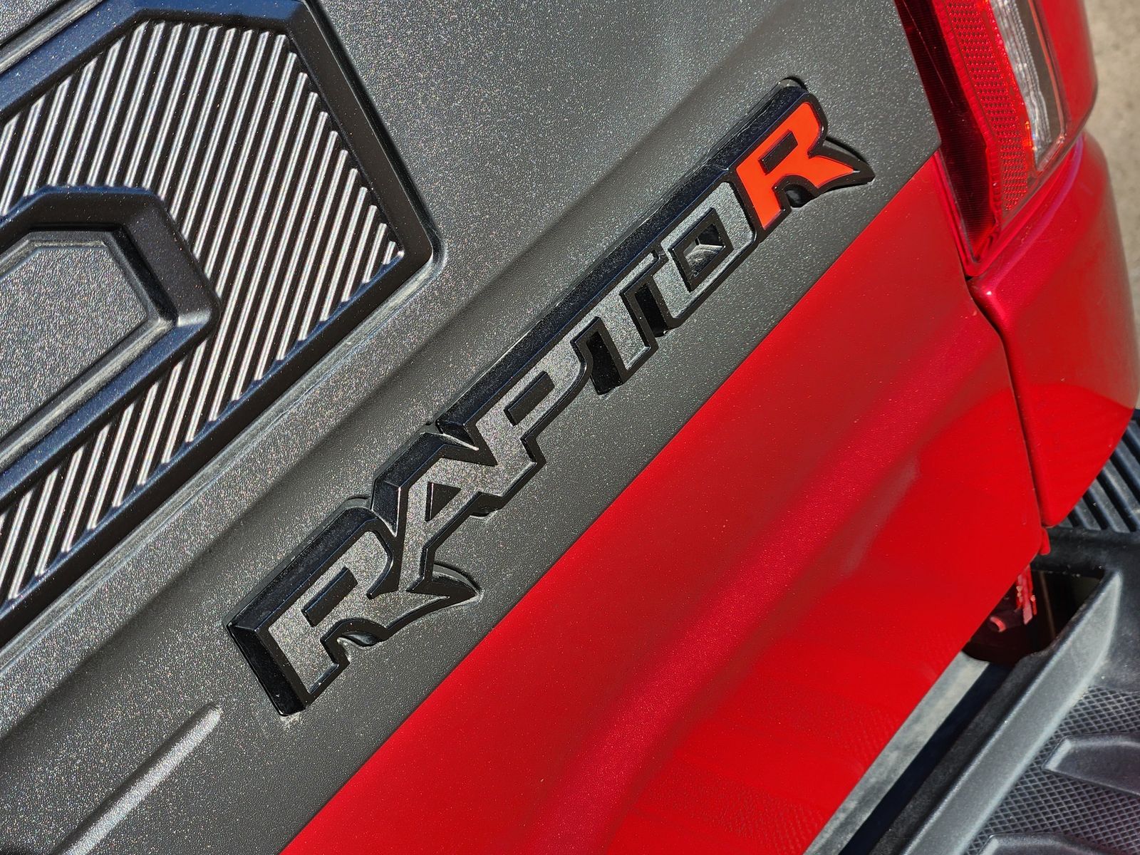 Used 2024 Rapid Red Tinted Ford Raptor image 19
