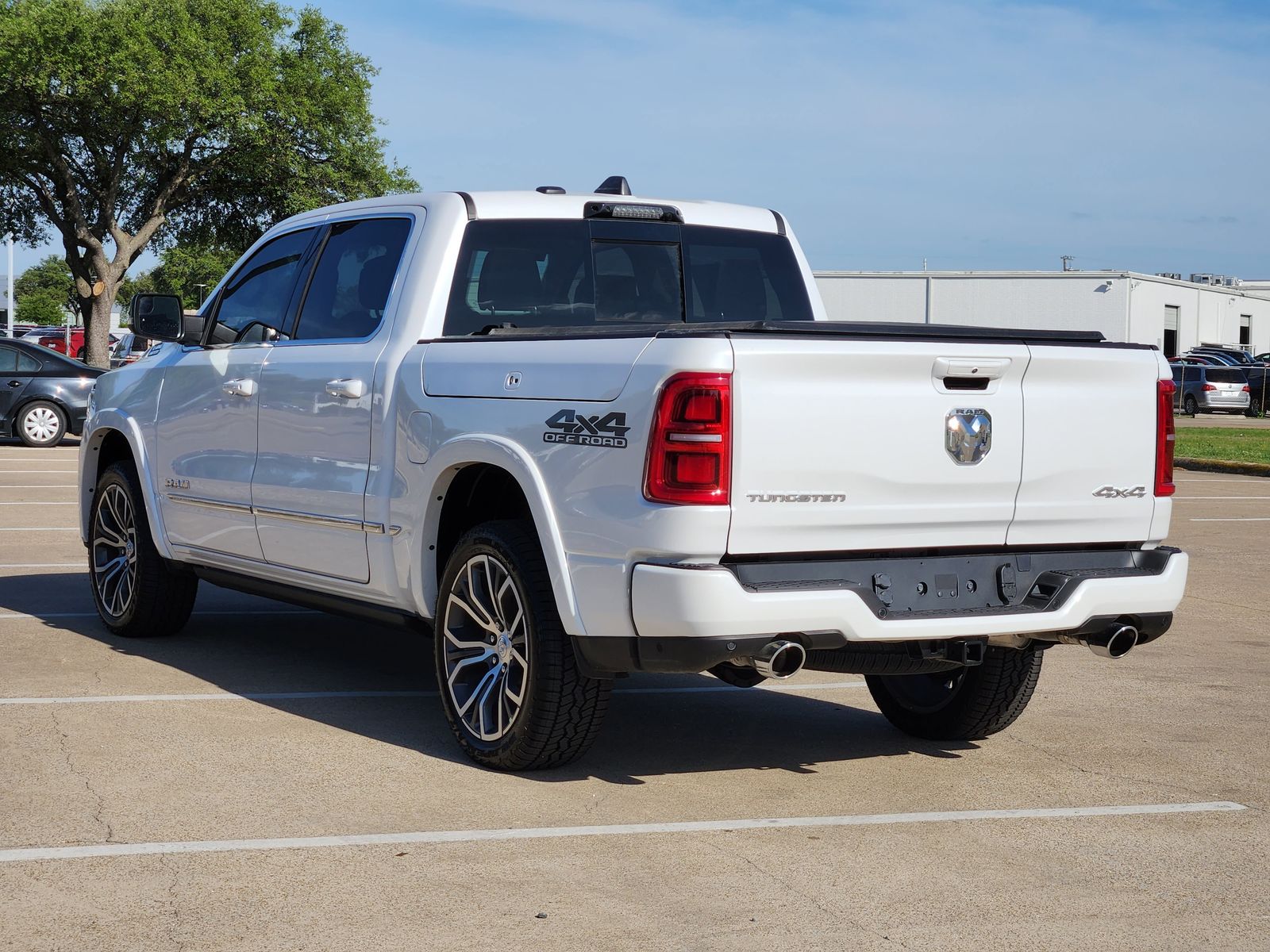 New 2026 Ivory White Tri-Coat Pearlcoat Ram TUNGSTEN CREW CAB 4X4 image 4