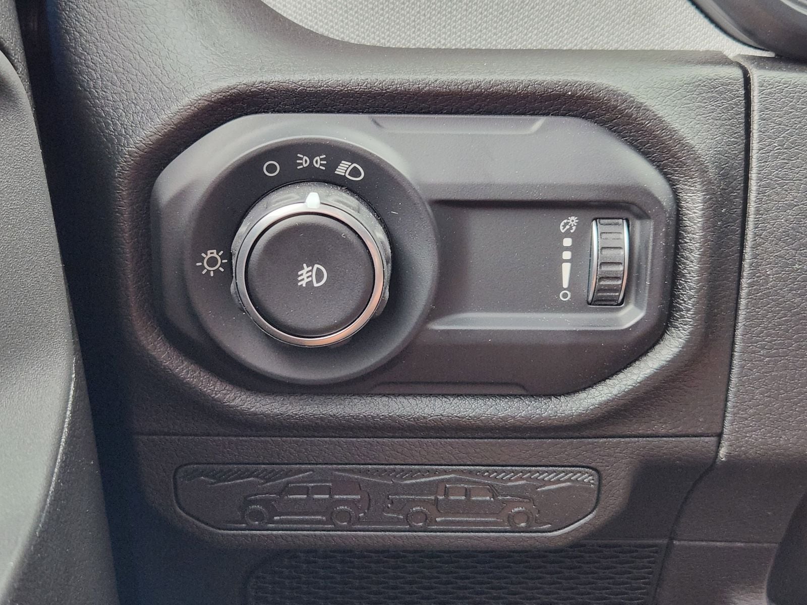 New 2026 Hydro Blue Pearlcoat Jeep 2-DOOR SPORT image 30