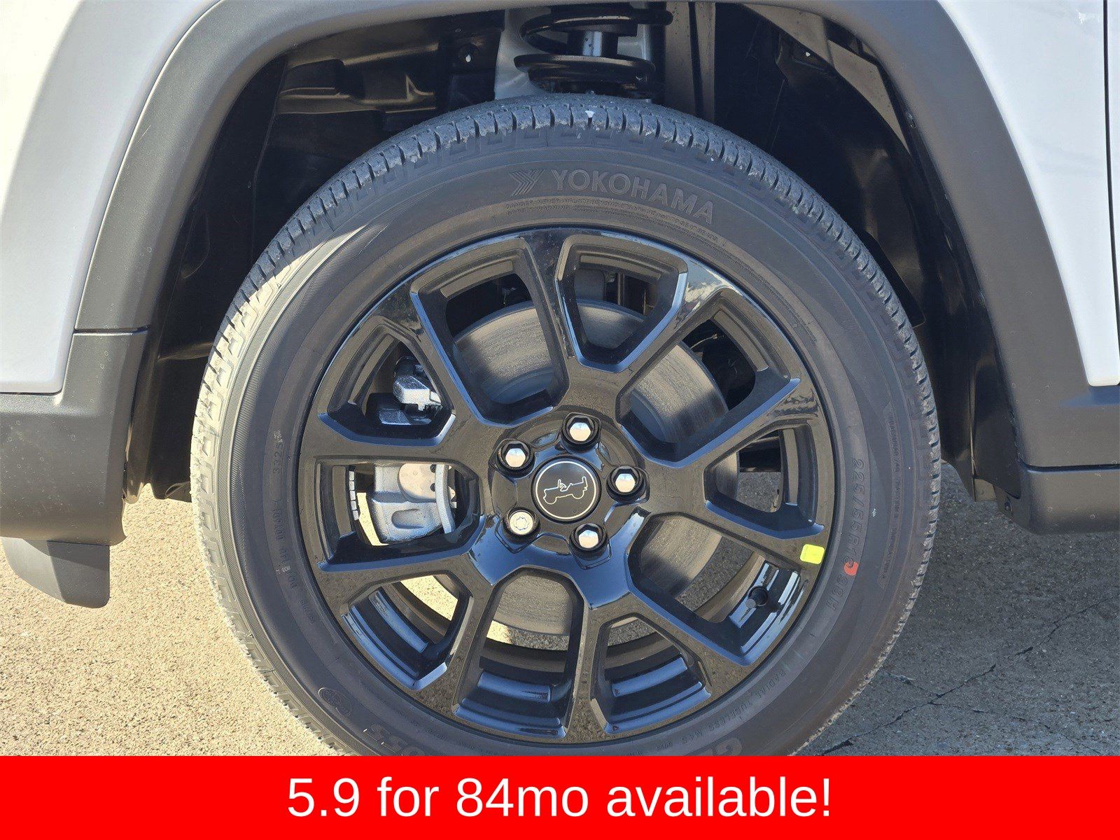 New 2026 Bright White Jeep LATITUDE ALTITUDE 4X4 image 10