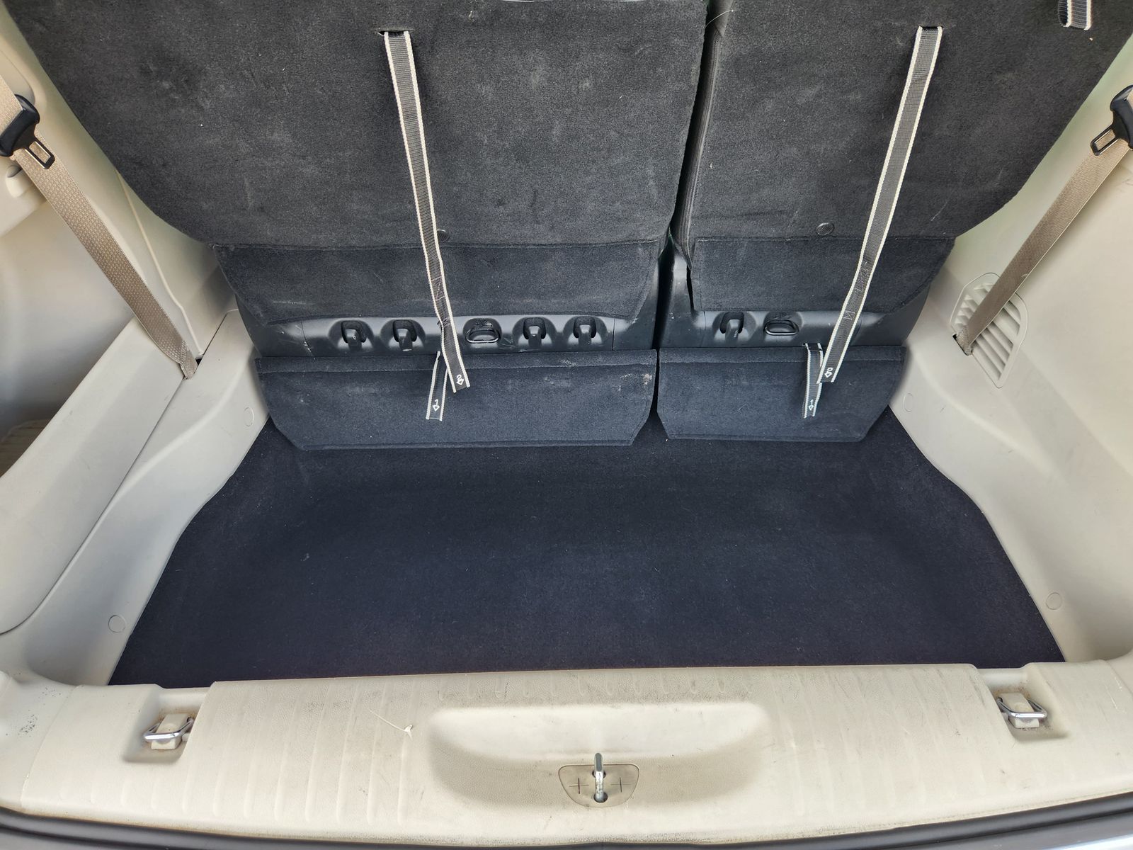 Used 2023 Silver Mist Chrysler Touring L image 40