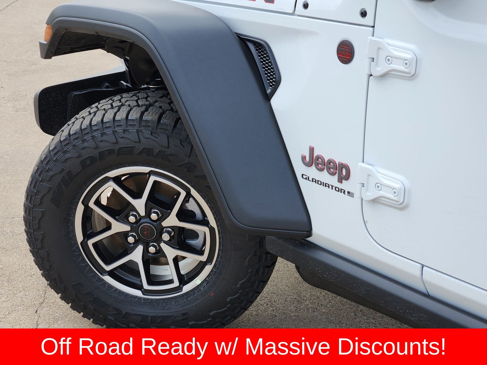 New 2026 Bright White Jeep RUBICON 4X4 image 17