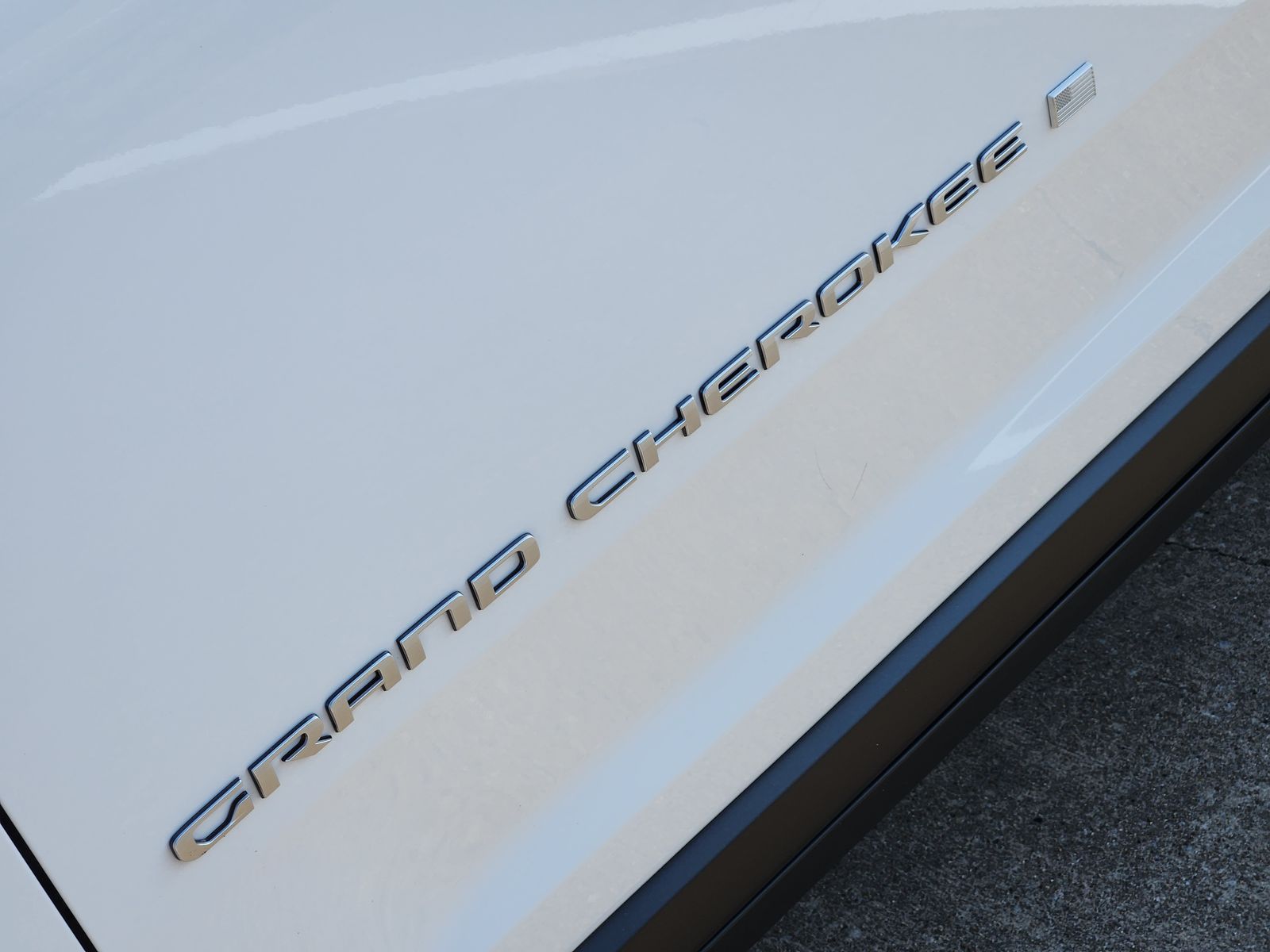 New 2026 Bright White Jeep LAREDO 4X2 image 18
