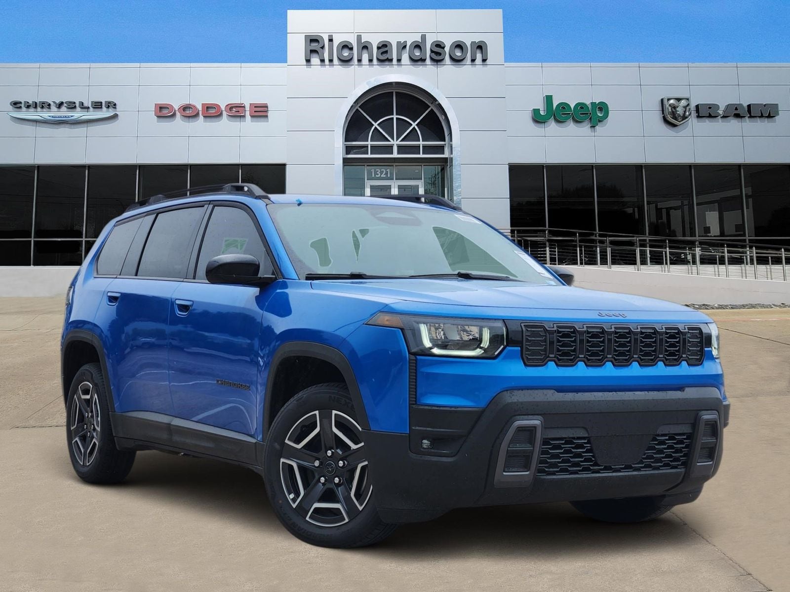 2026 Jeep Cherokee Laredo HEV 4X4's photo