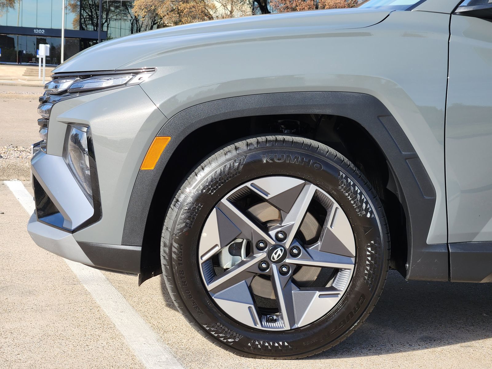 Used 2026 Hampton Gray Hyundai SEL image 8