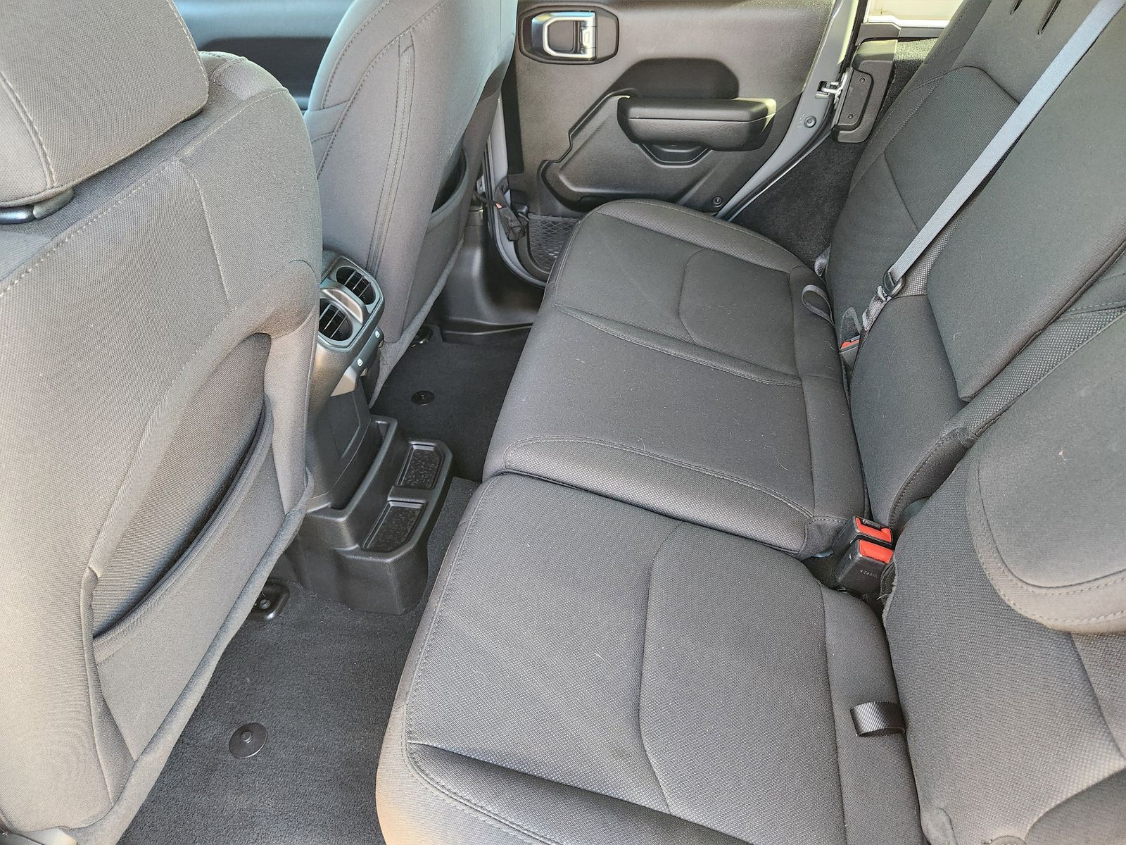 Used 2023 Sting-Gray Clearcoat Jeep  image 41