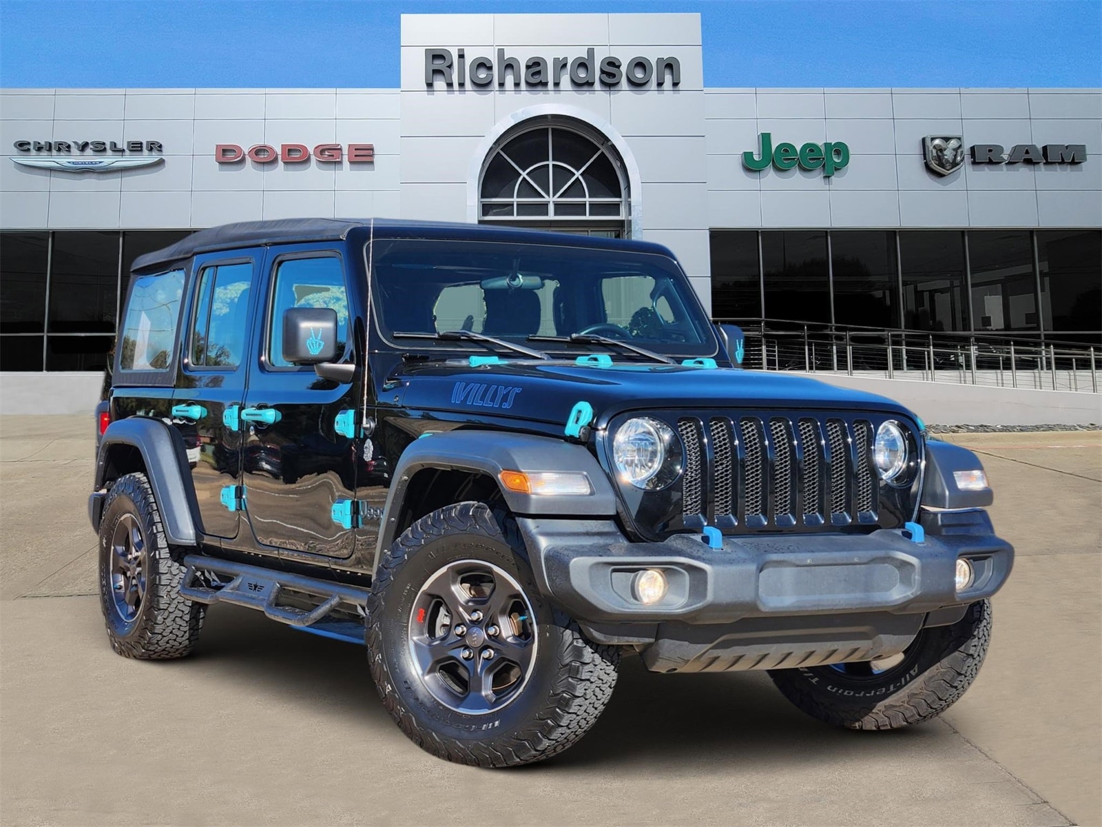2023 Jeep Wrangler 4-Door Sport's photo
