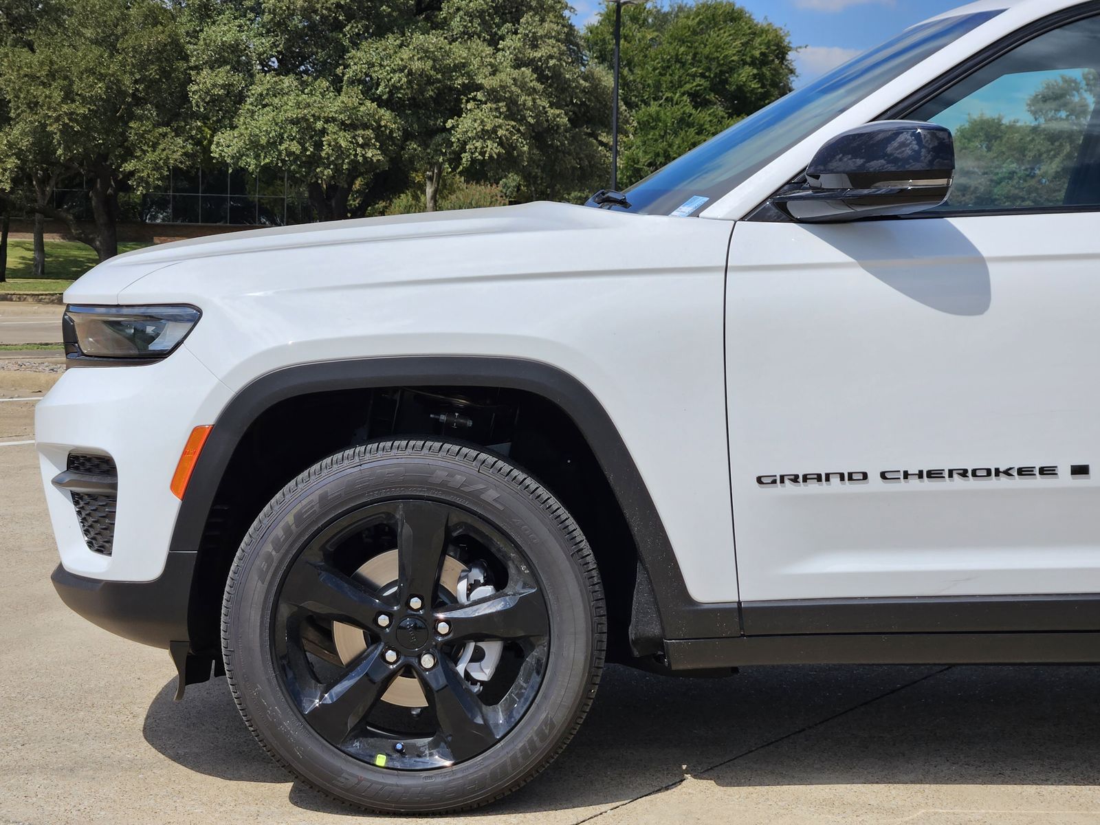 New 2025 Bright White Jeep ALTITUDE X 4X2 image 9