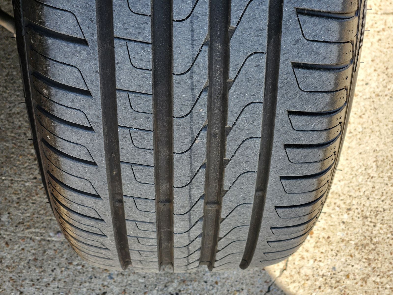 Used 2019 Destroyer Gray Clearcoat Dodge SXT image 14