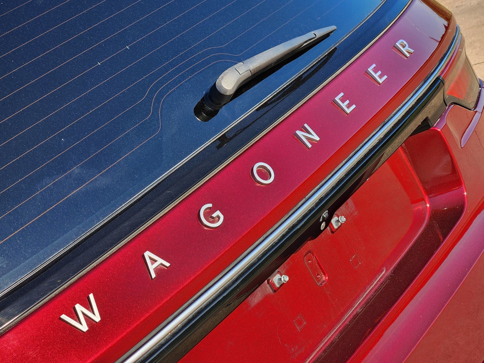 Used 2022 Velvet Red Pearlcoat Jeep Series II image 17