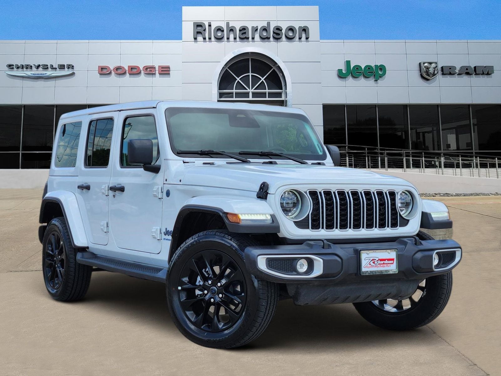 Bright White 2025 Jeep Wrangler 4xe Sahara 4WD SUV / Crossover Four-Wheel Drive 8-Speed Automatic