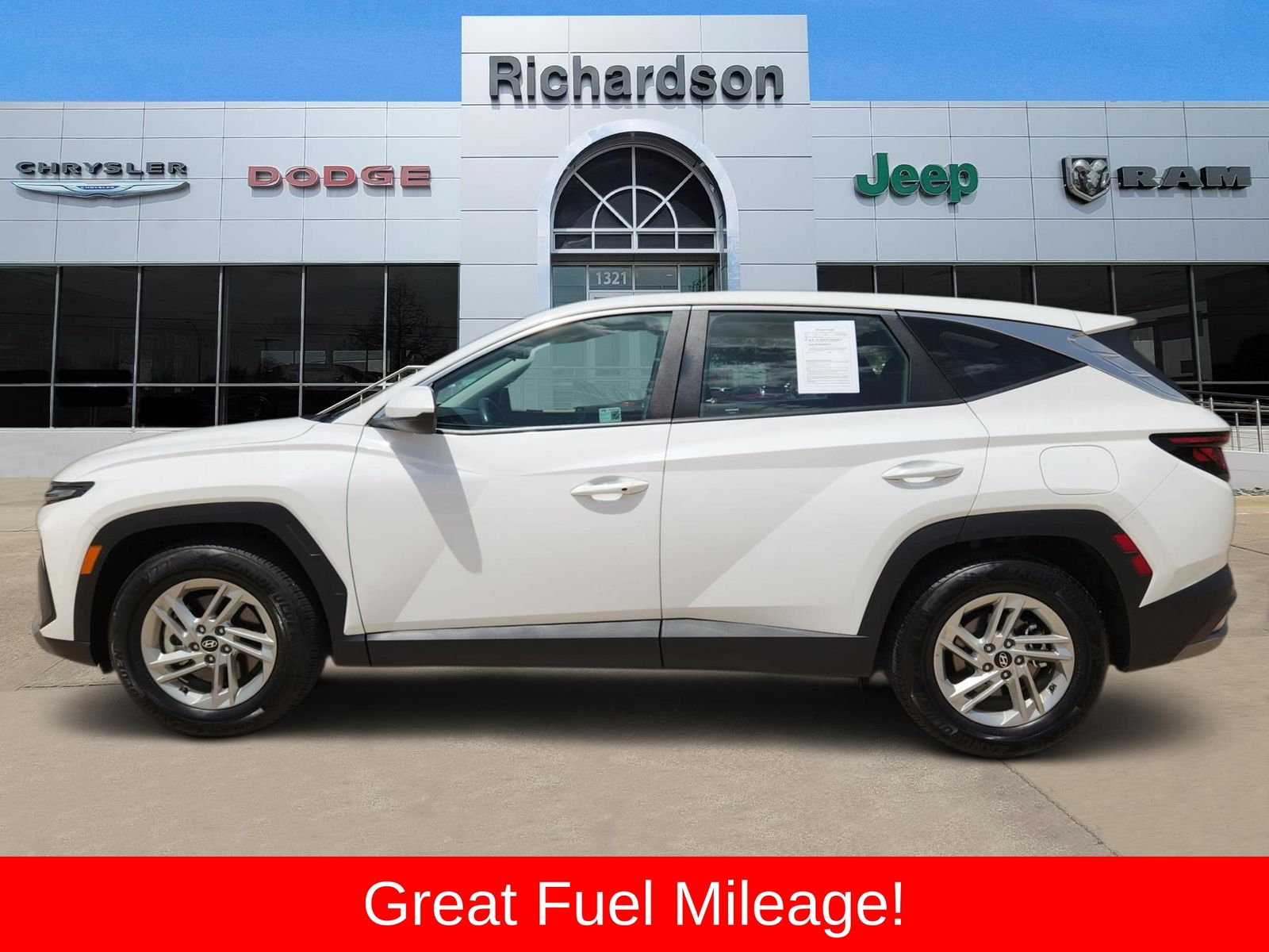 Used 2025 Hyundai Tucson SE SUV