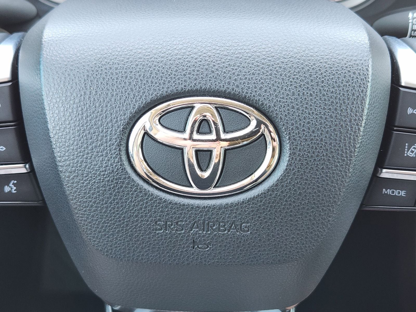 Used 2021 Midnight Black Toyota XLE image 36