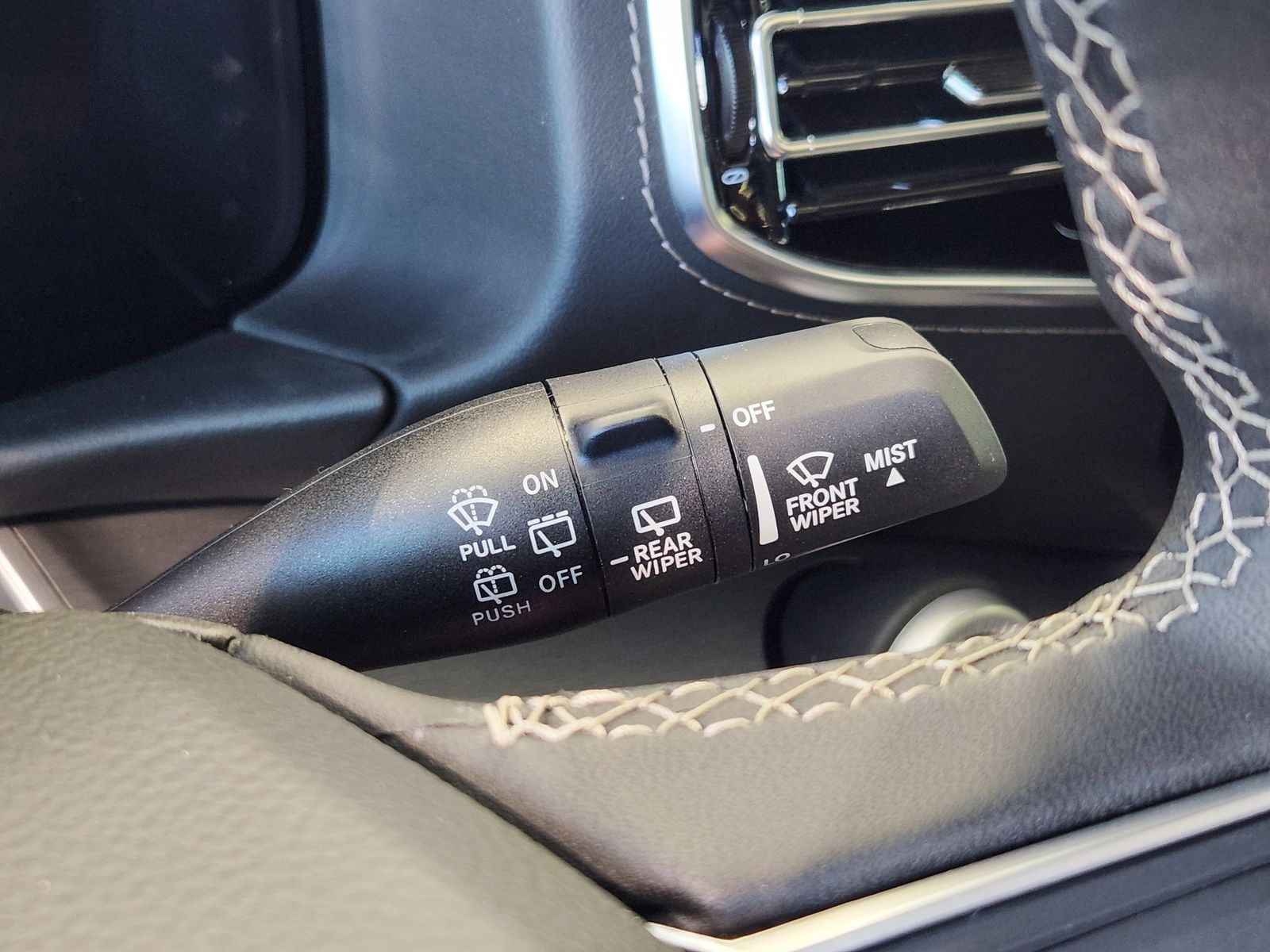 New 2026 Bright White Jeep LIMITED RESERVE 4X4 image 38