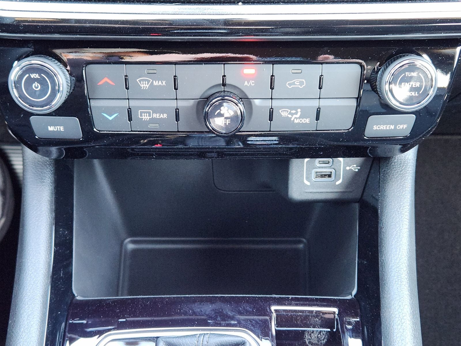 New 2026 Silver Zynith Jeep LATITUDE ALTITUDE 4X4 image 20