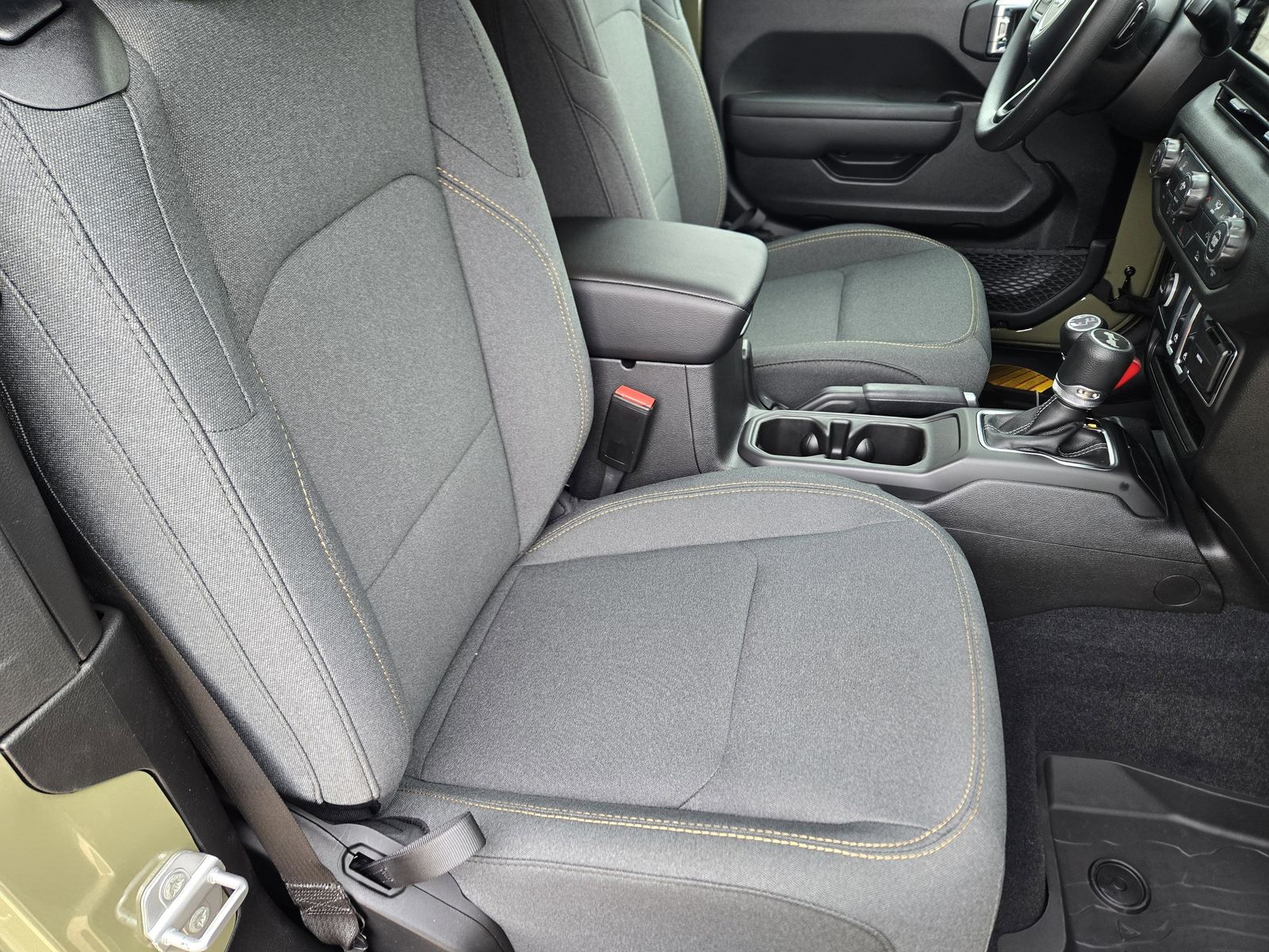 New 2026 41 Jeep 2-DOOR SPORT image 14