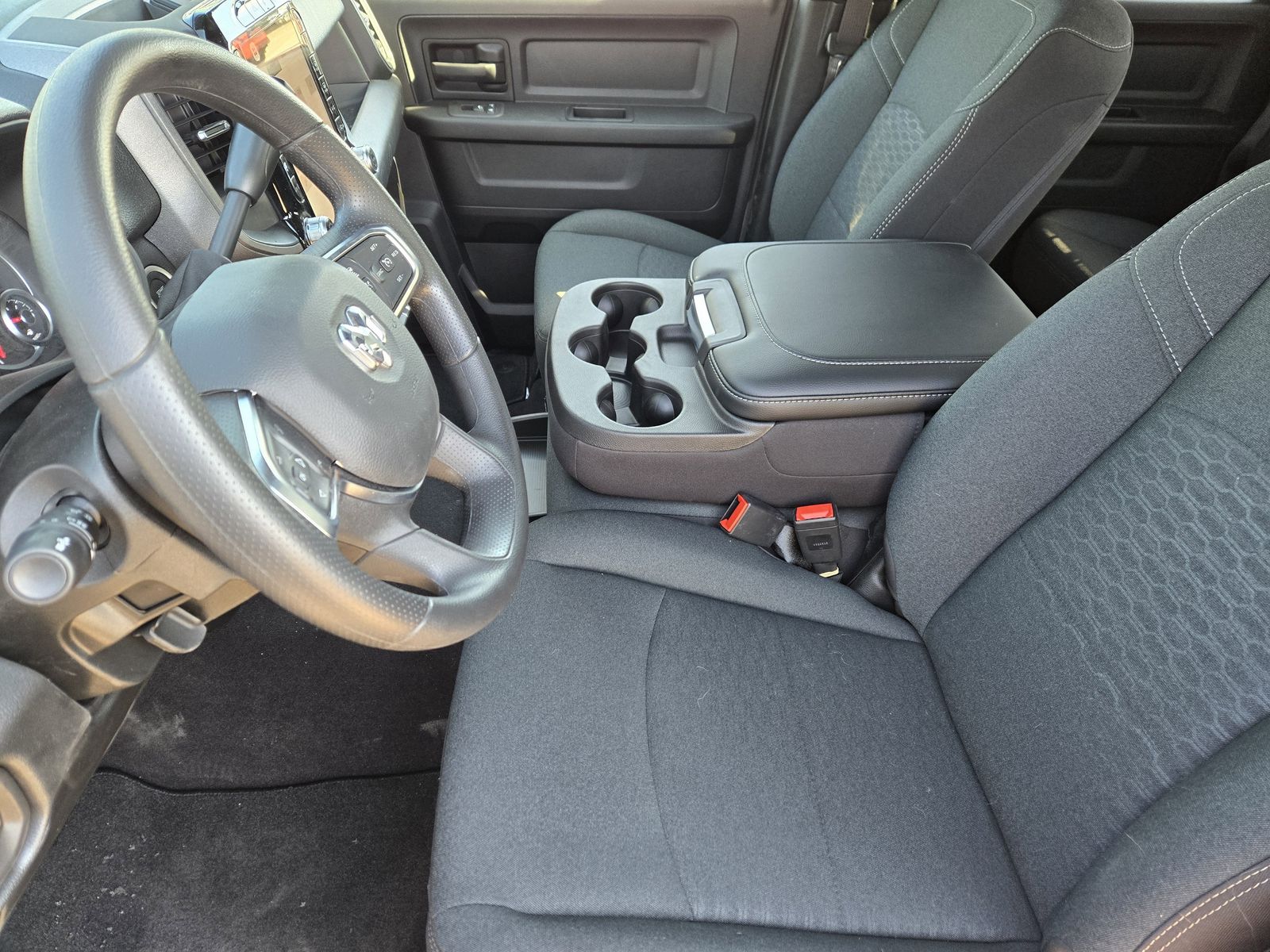 New 2026 Diamond Black Crystal Pearlcoat Ram TRADESMAN CREW CAB 4X4 6