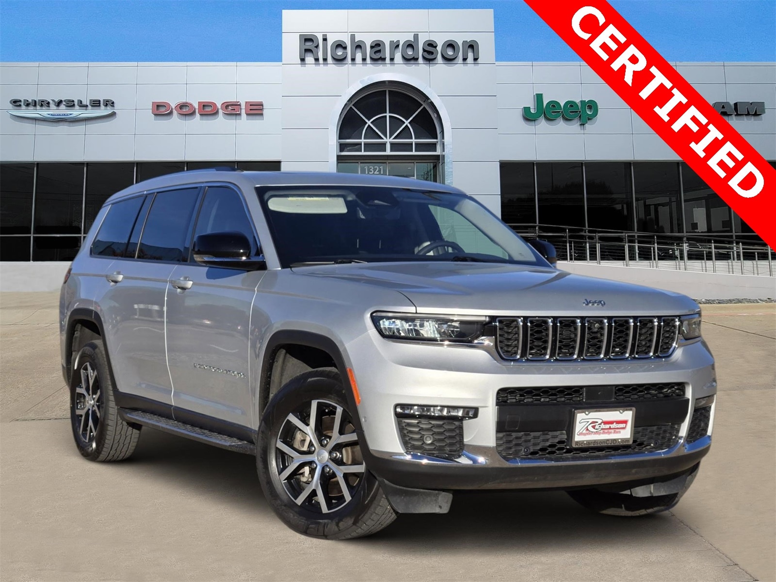 2023 Jeep Grand Cherokee L Limited's photo