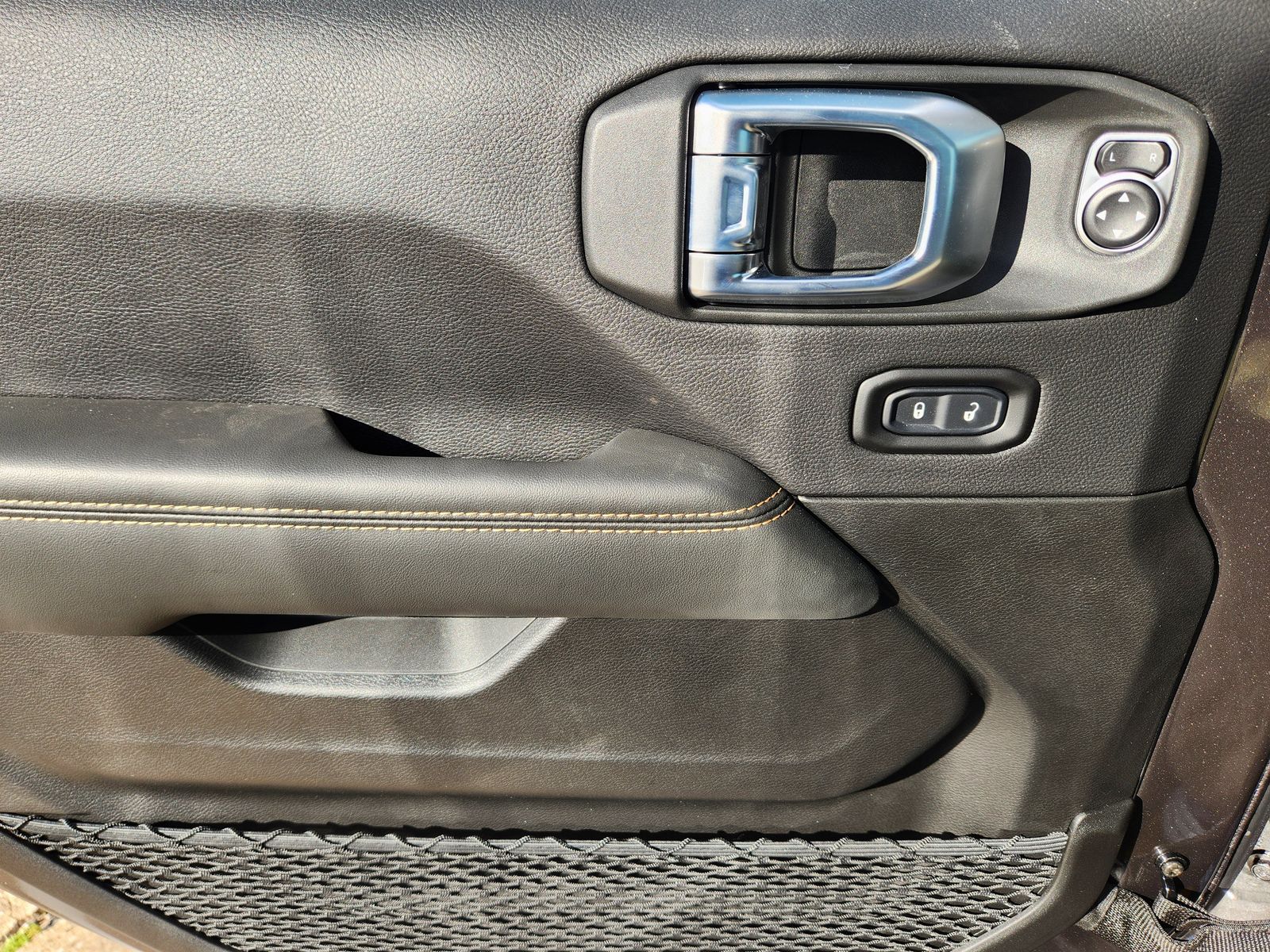 New 2026 Granite Crystal Jeep TEXAS TRAIL 4X4 image 26