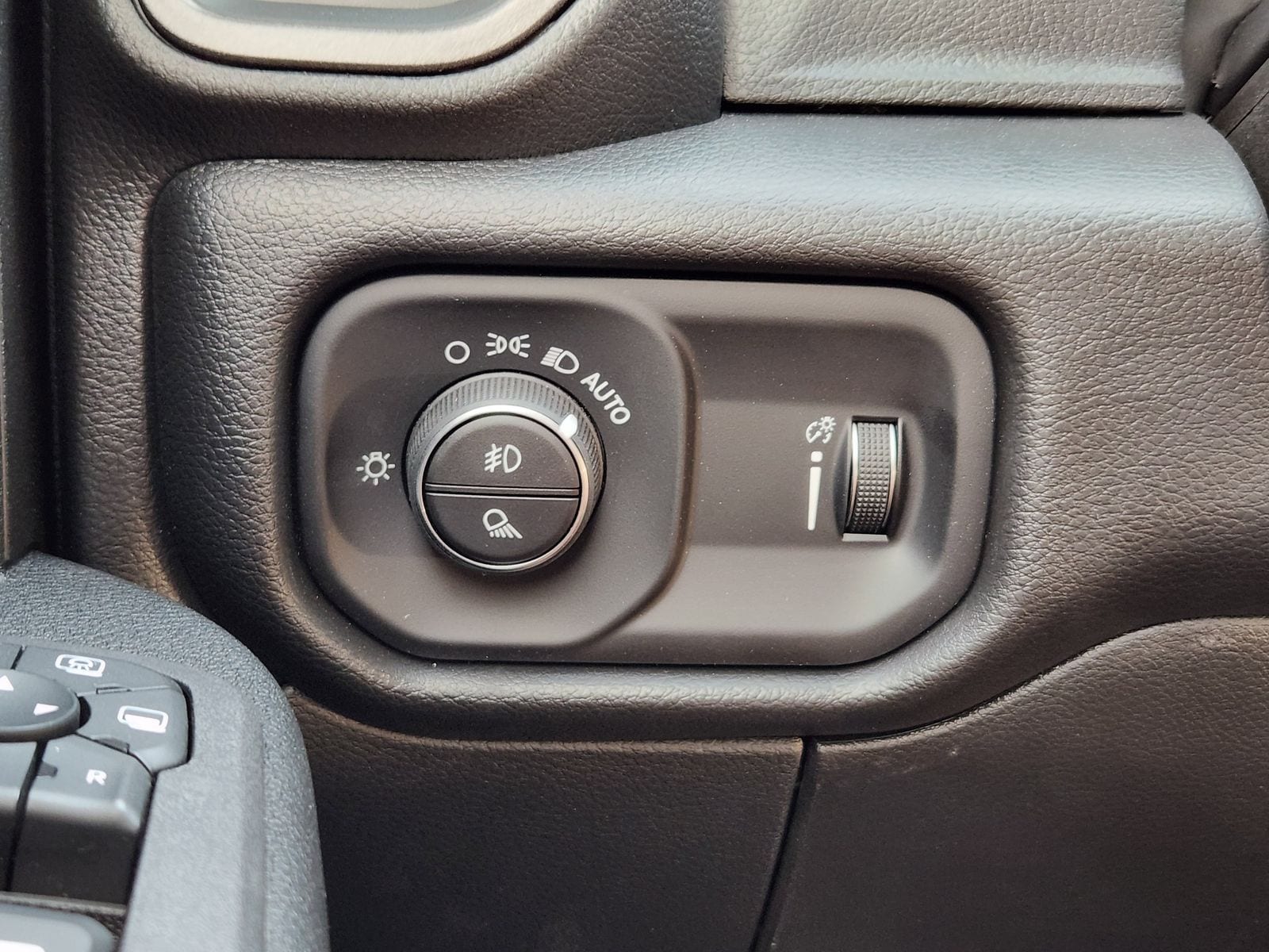 New 2026 Granite Crystal Ram WARLOCK CREW CAB 4X4 6