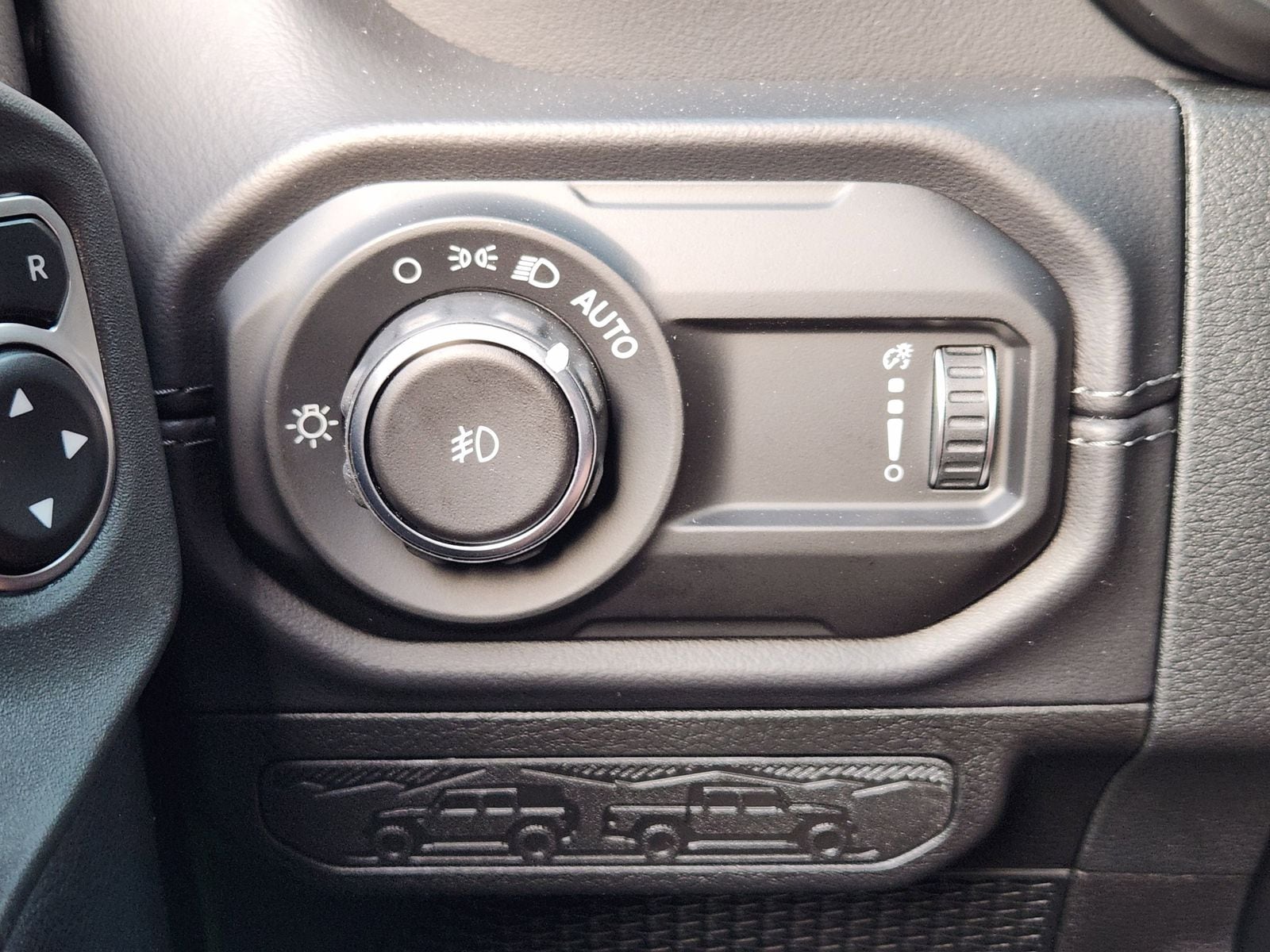 New 2026 Mojito Jeep 4-DOOR SAHARA image 30