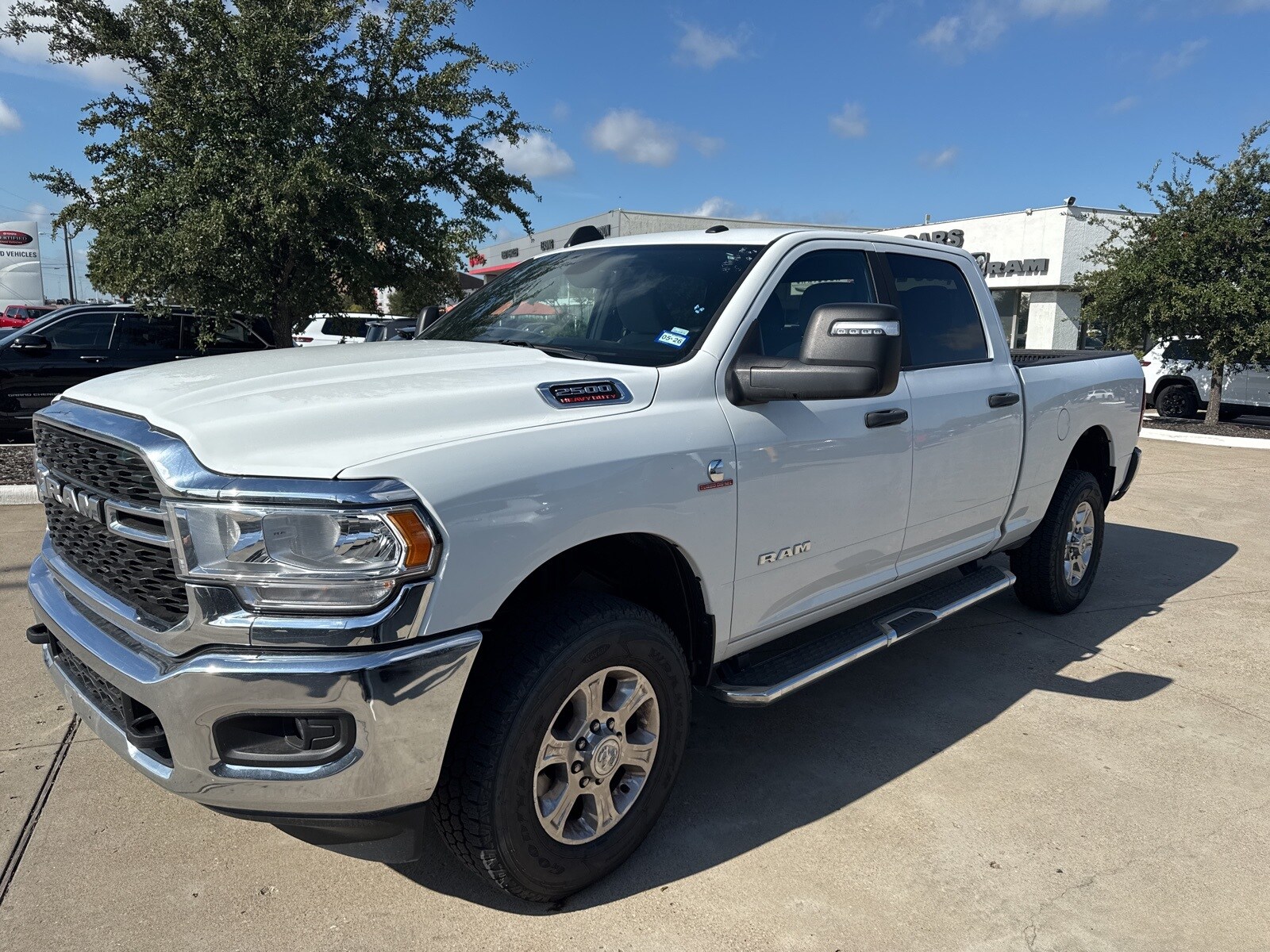 2024 Ram 2500 Big Horn photo 2