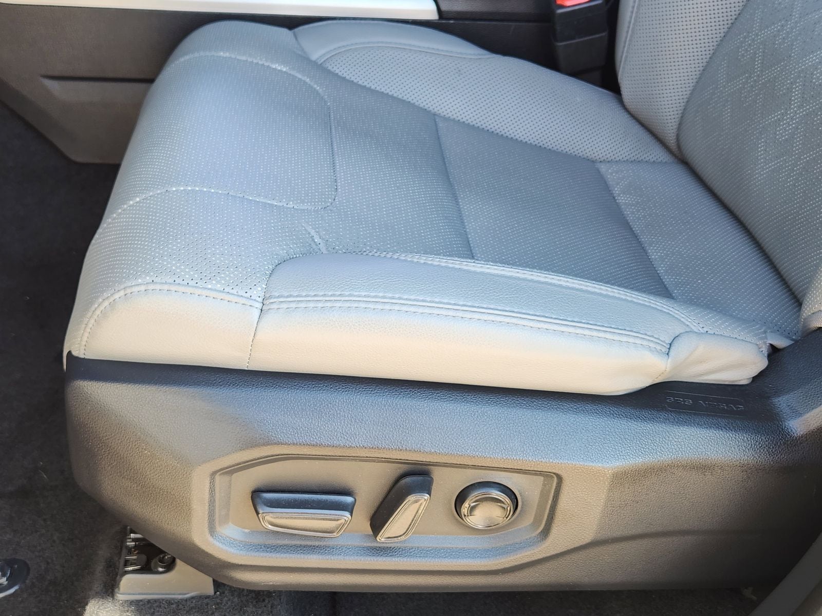 Used 2024 Lunar Rock Toyota Limited image 35