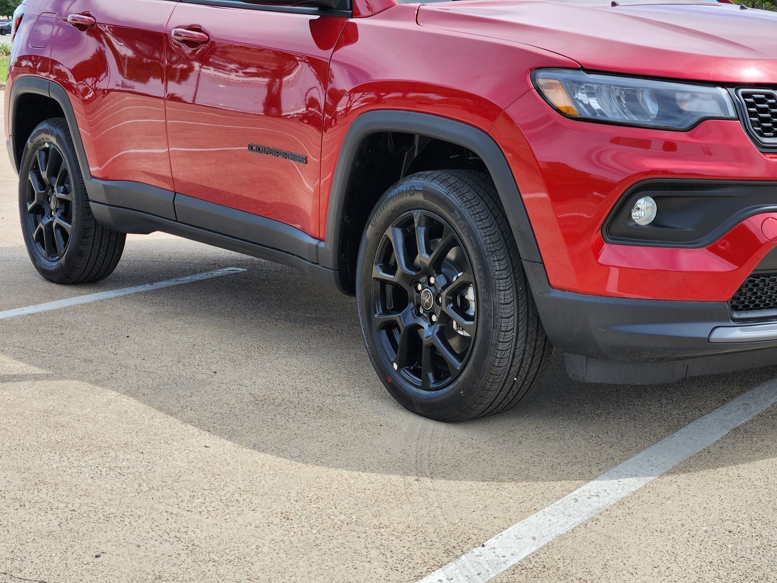 New 2026 Red Hot Pearlcoat Jeep LATITUDE ALTITUDE 4X4 image 11