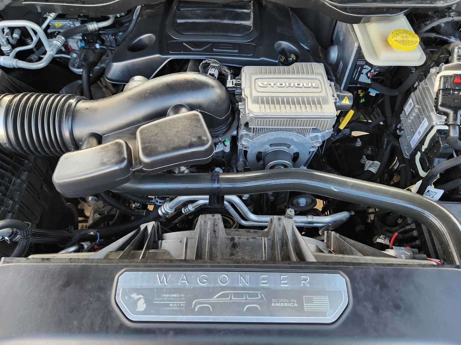 Used 2023 Diamond Black Crystal Pearlcoat Jeep Base image 41