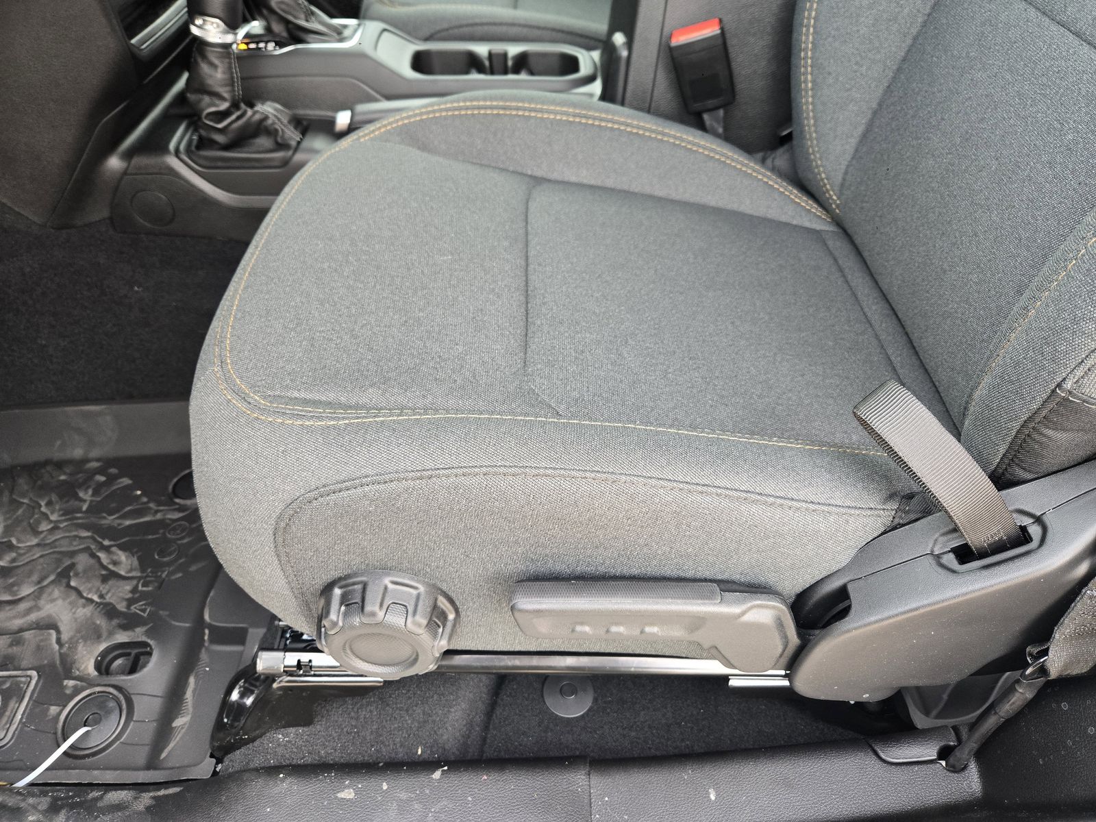 New 2026 Bright White Jeep 2-DOOR SPORT image 25