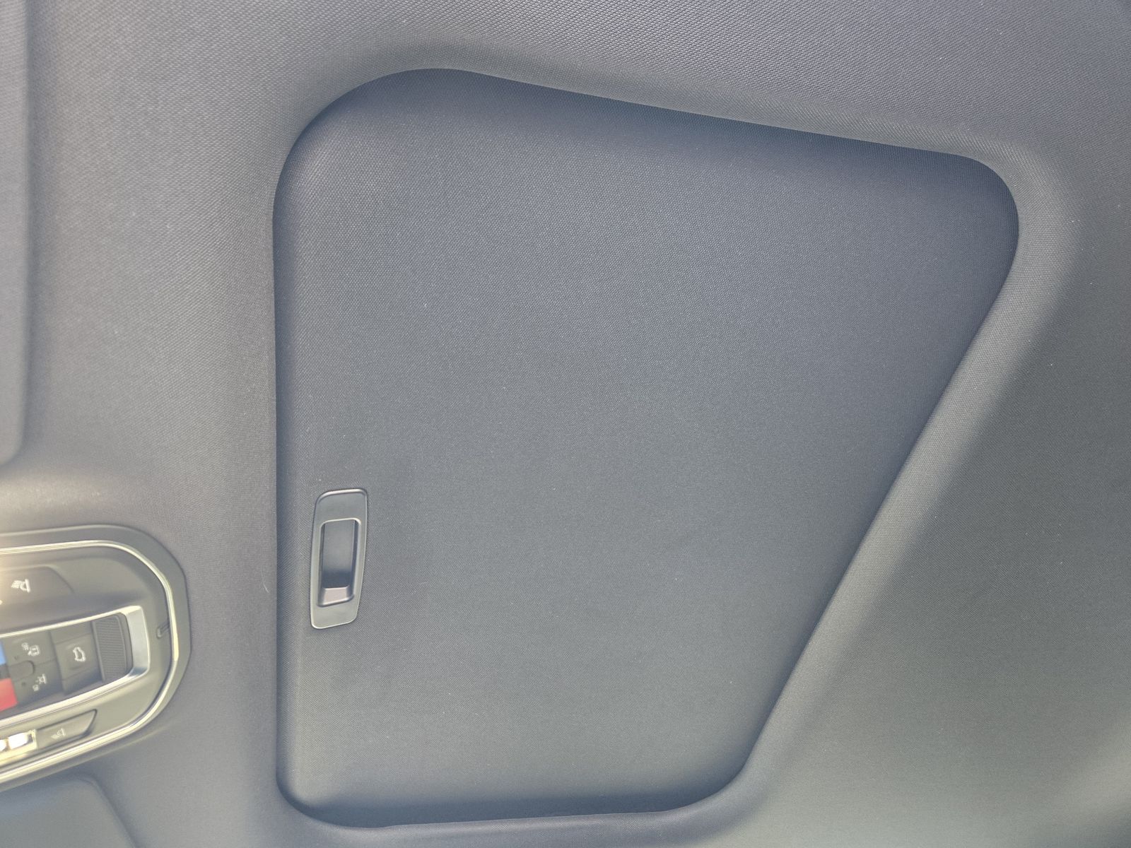 New 2026 Baltic Gray Jeep LAREDO ALTITUDE 4X2 image 32