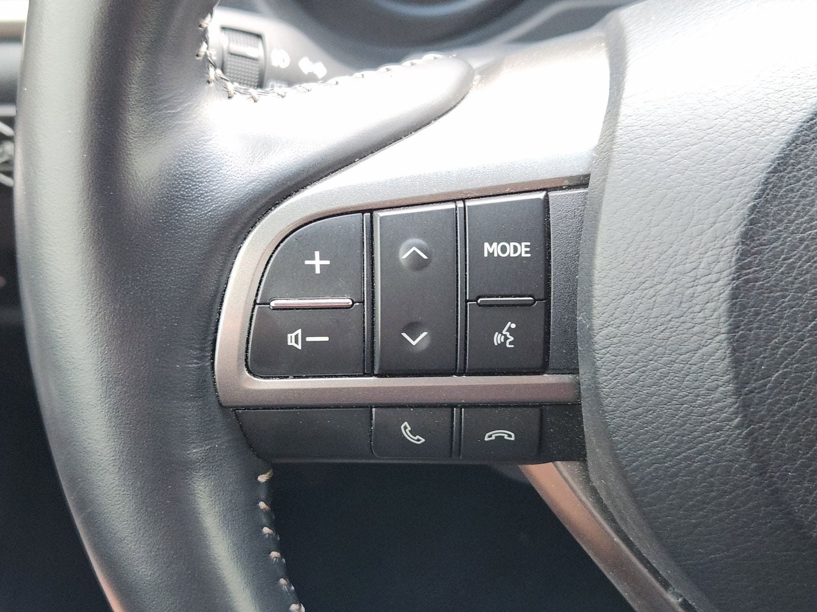 Used 2023 Nebula Gray Pearl Lexus  image 37