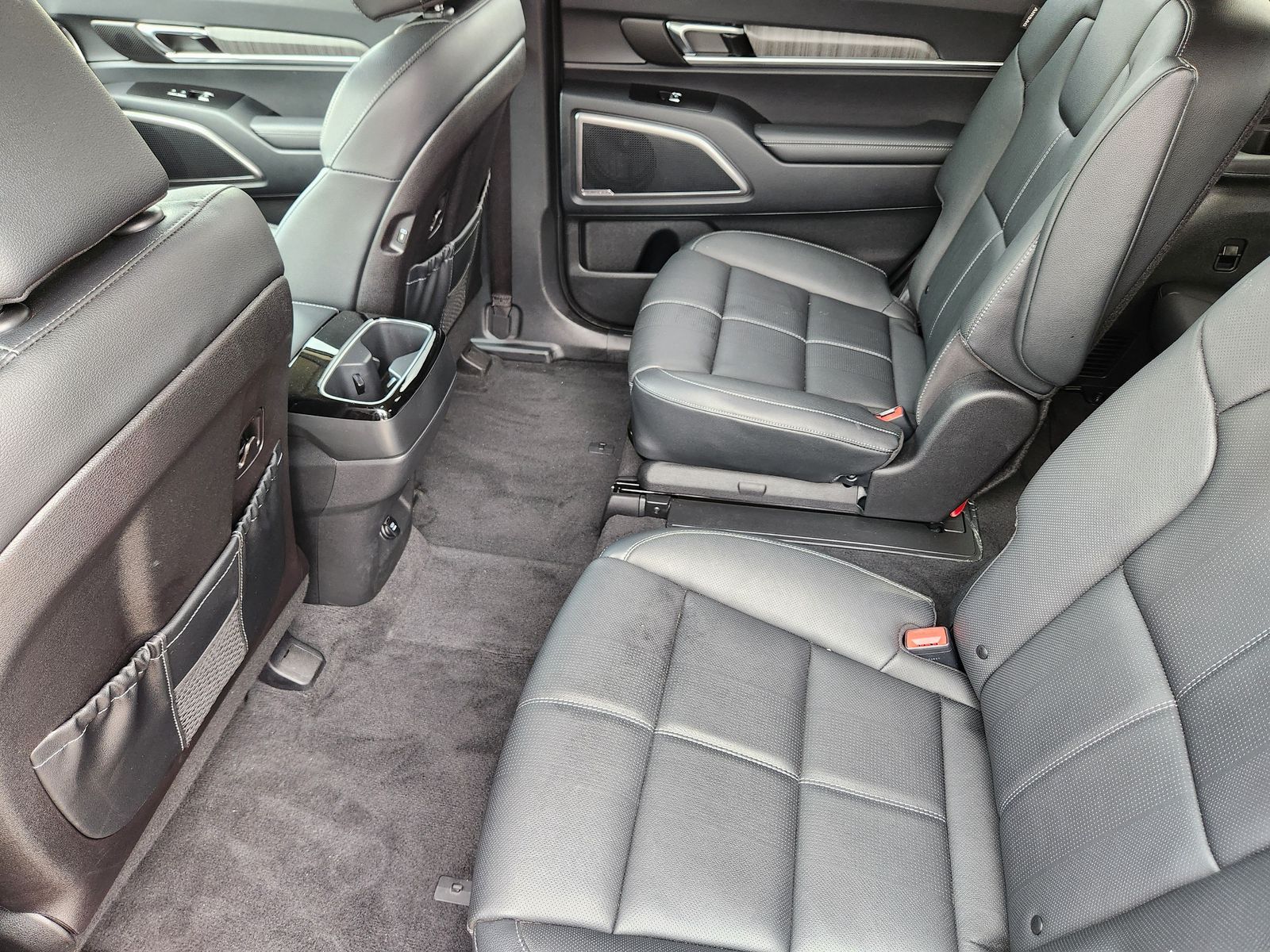 Used 2025 Ebony Black Kia EX image 39