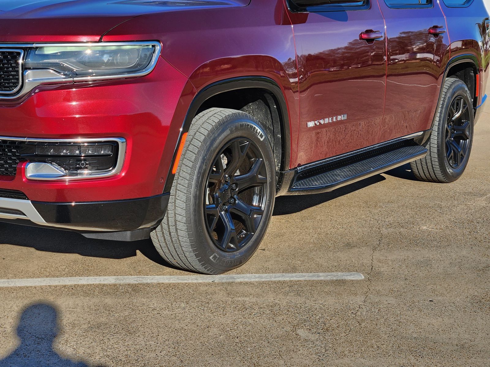 Used 2022 Velvet Red Pearlcoat Jeep Series II image 12