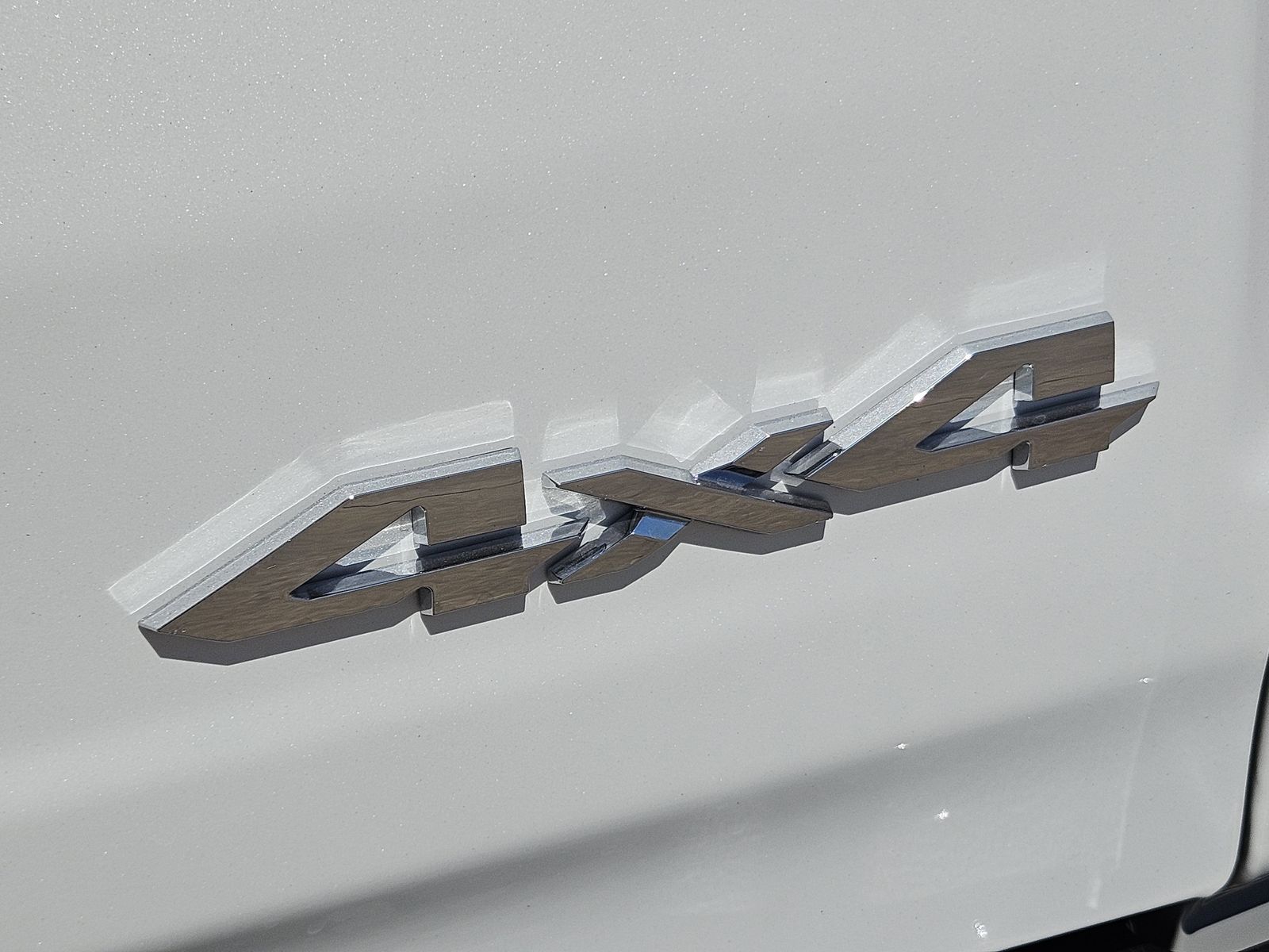 New 2026 Ivory White Tri-Coat Pearlcoat Ram LIMITED LONGHORN CREW CAB 4X4 5